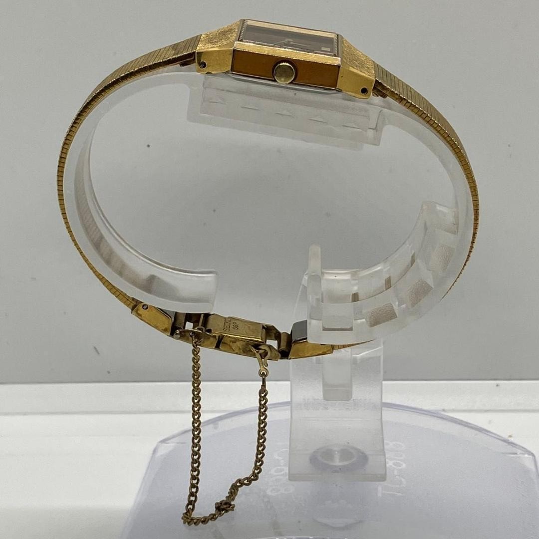 Excellent condition, fully functional Seiko ladies’ watch, gold square case,