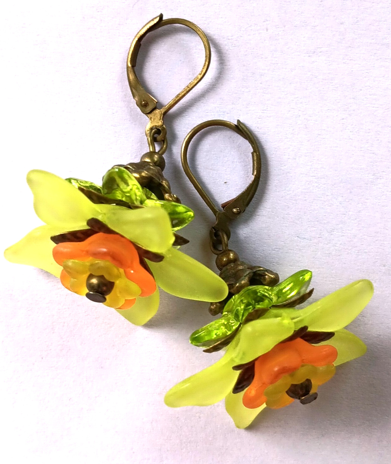 LIME & ORANGE TIGER LILY Acrylic FLOWER Bronze earring LEVERBACK XX
