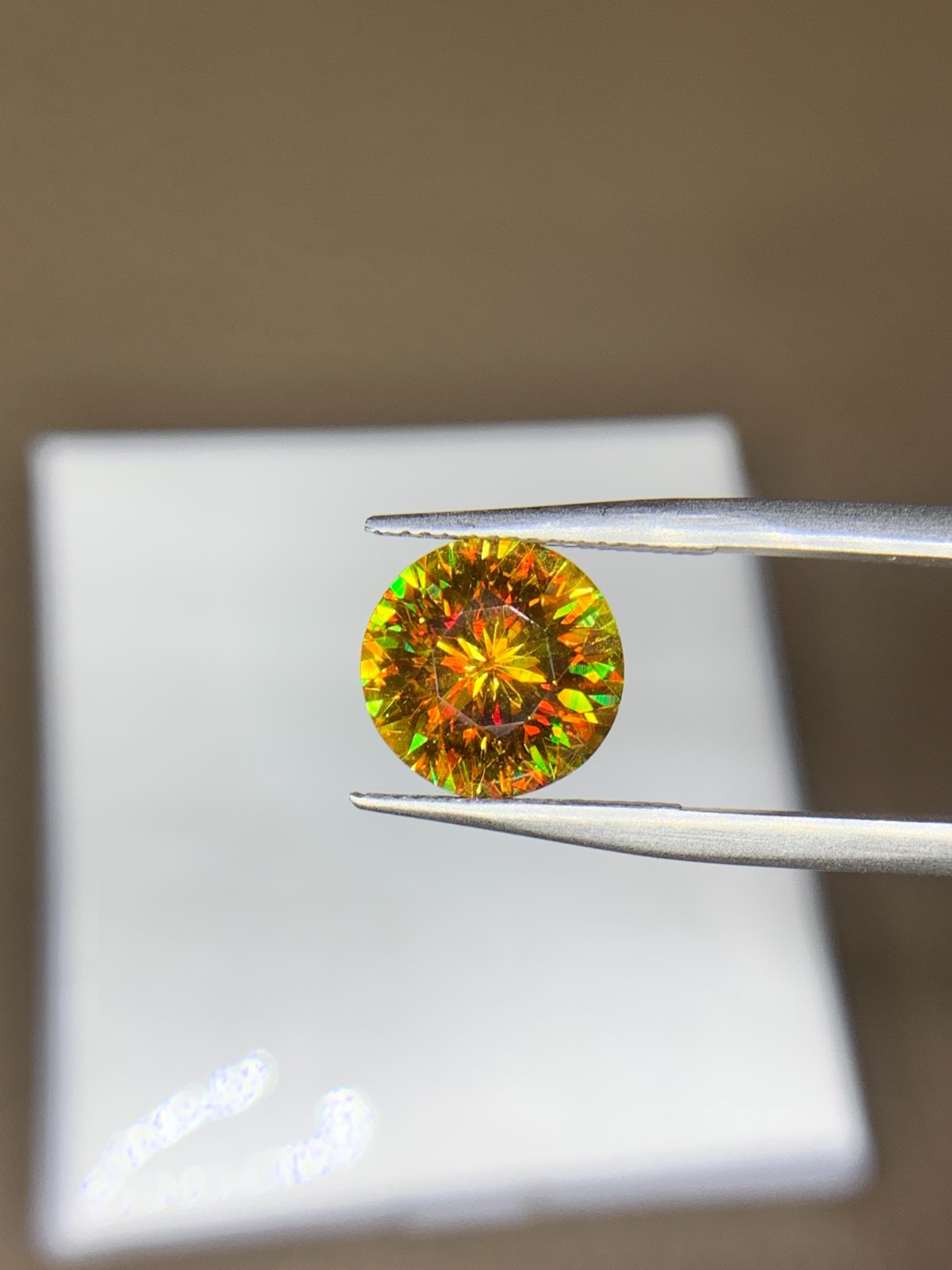 Natural 3.20 Carat Round Rare Sphene (Titanite) | Brilliant Full Fire | Eye-Catc