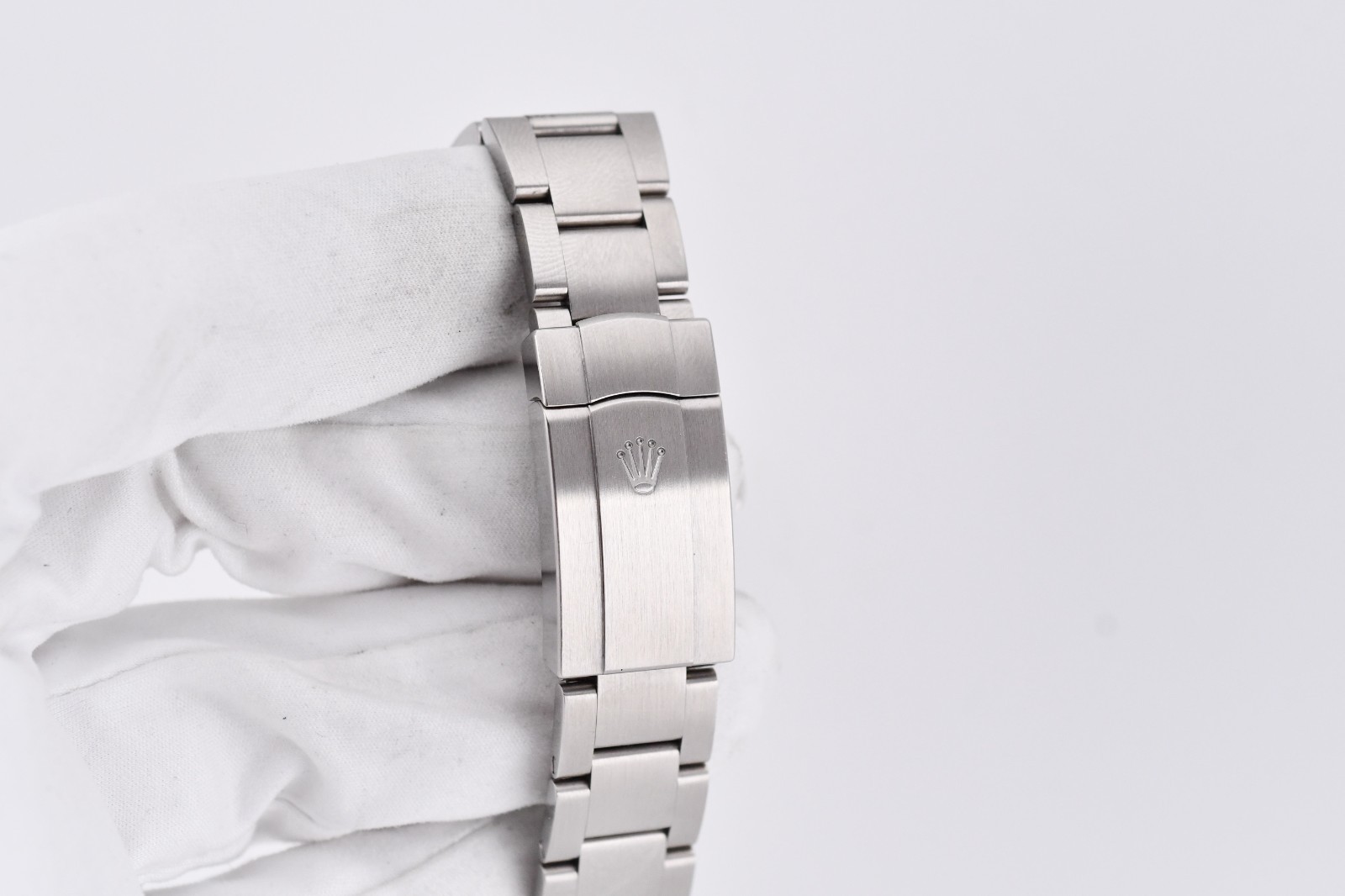 Rolex Oyster Perpetual 41mm Ref. 124300 Custom Beige Dial Box and Paper