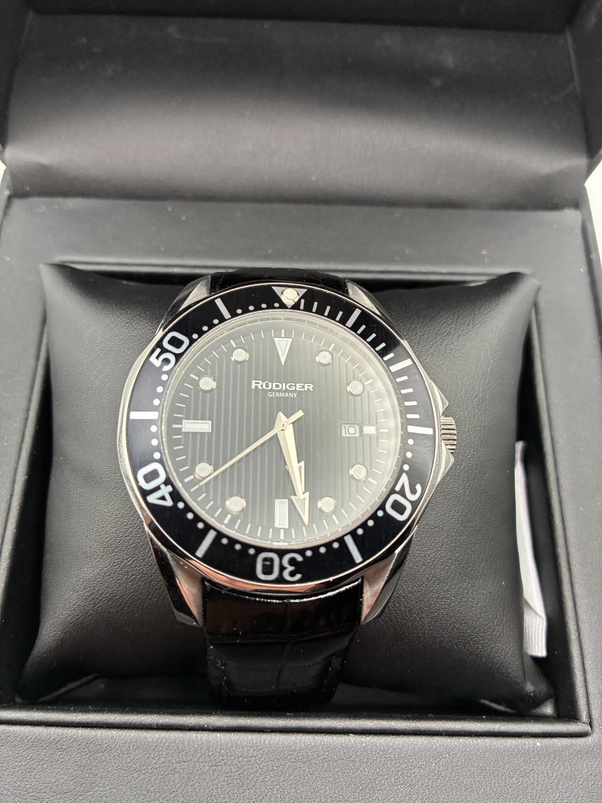 Rudiger Chemnitz Black Dial Men’s Watch R2000-04-007L