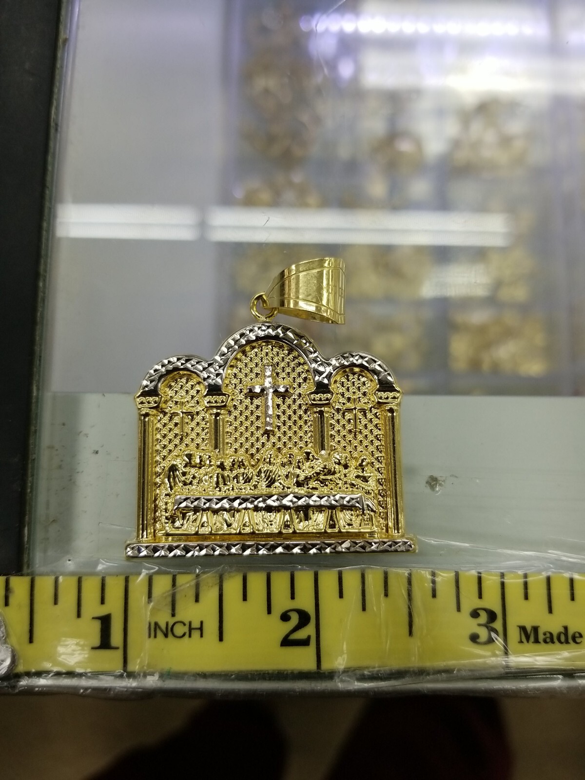 10KT Gold Last supper 2Tone pendant 4mm Bail 100% genuine Gold, New 7.0 grm