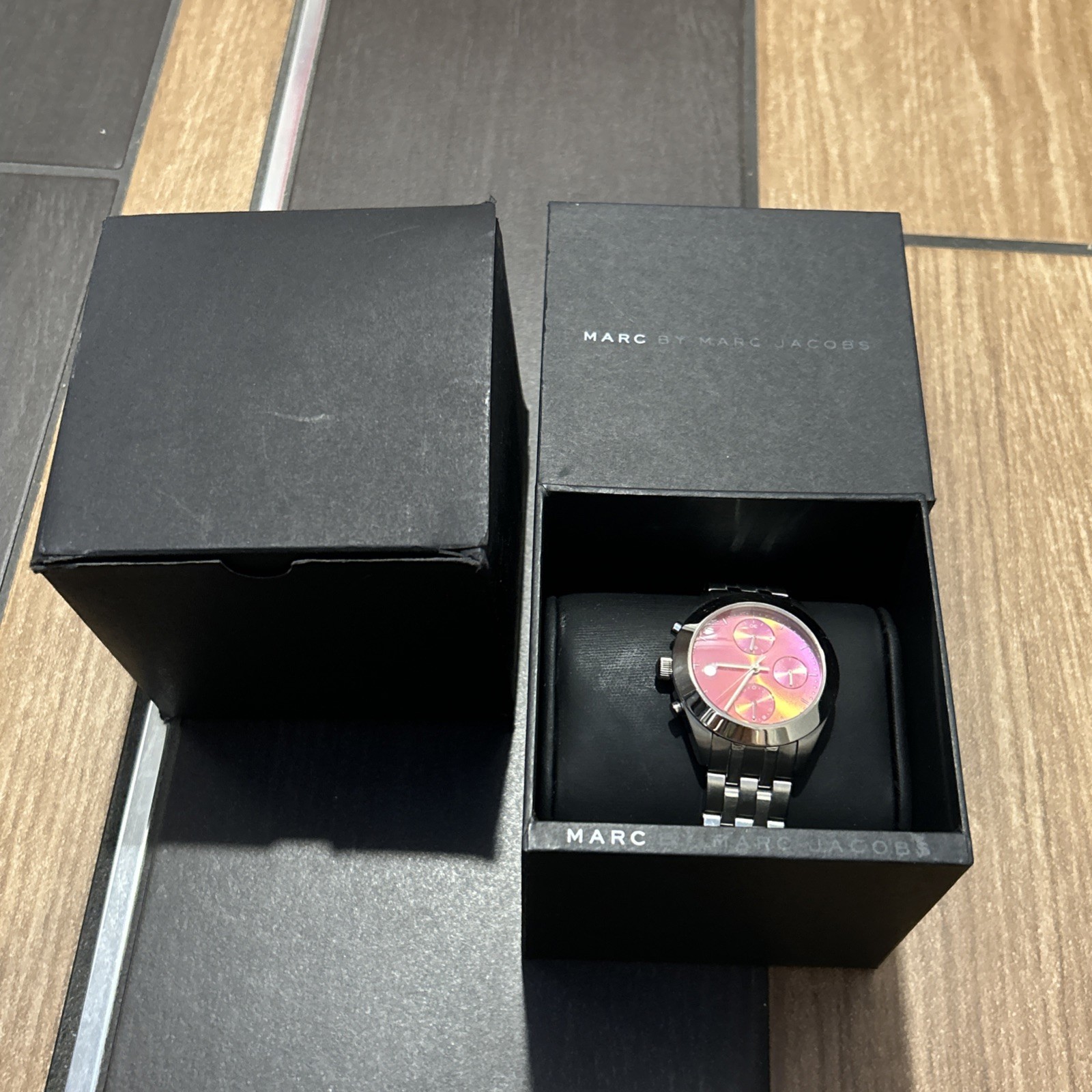 Marc by Marc Jacobs Pink Steel 30 mm MBM3372 MSRP $225. Box included.