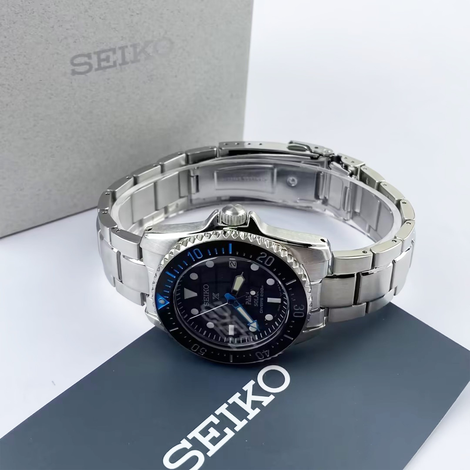 Seiko Prospex Sea Solar Power Black Dial Men Stainless Steel SNE575 Watch 38.5mm