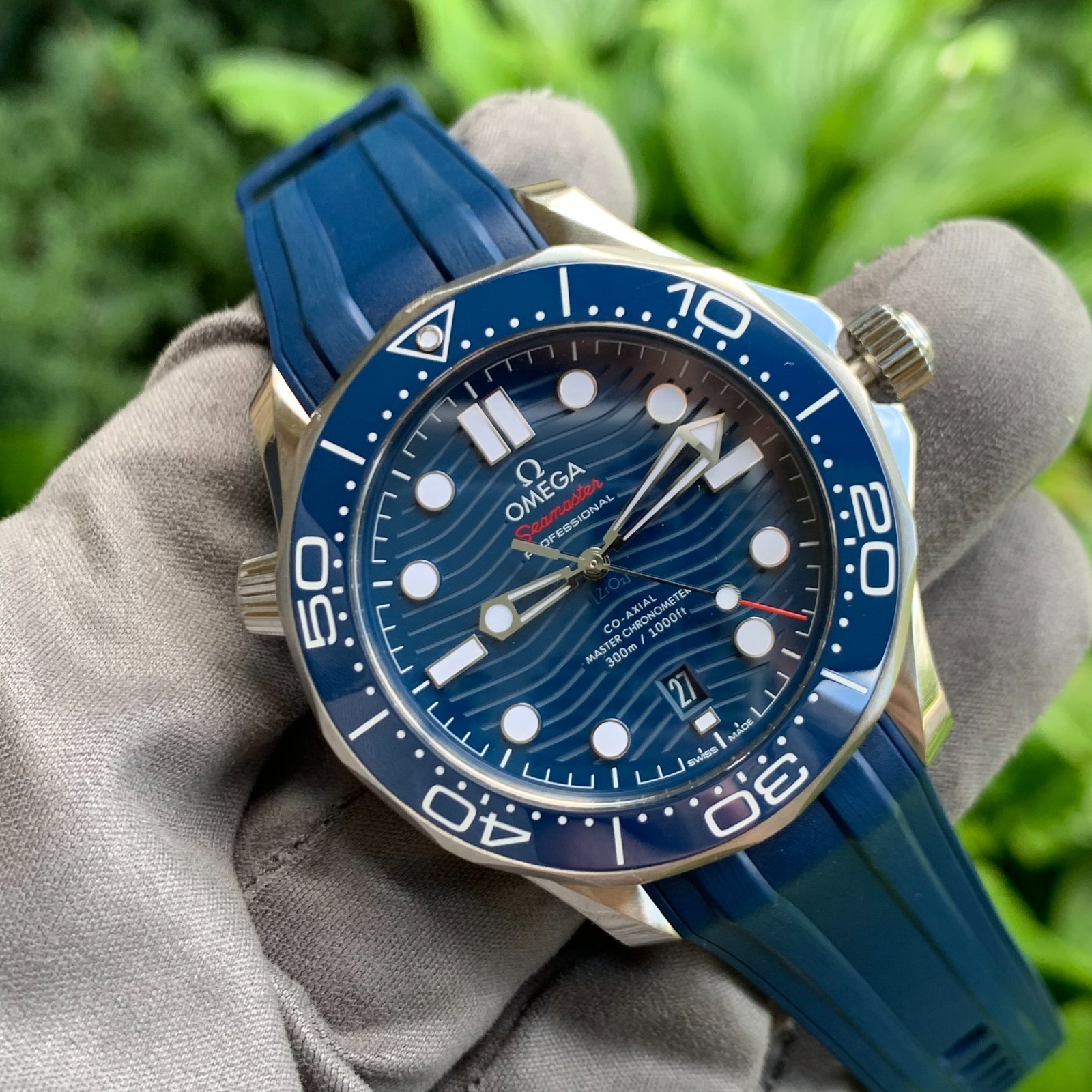 Omega Seamaster 300 Co-Axial Blue Dial Ref. 210.32.42.20.03.001 Box & Papers