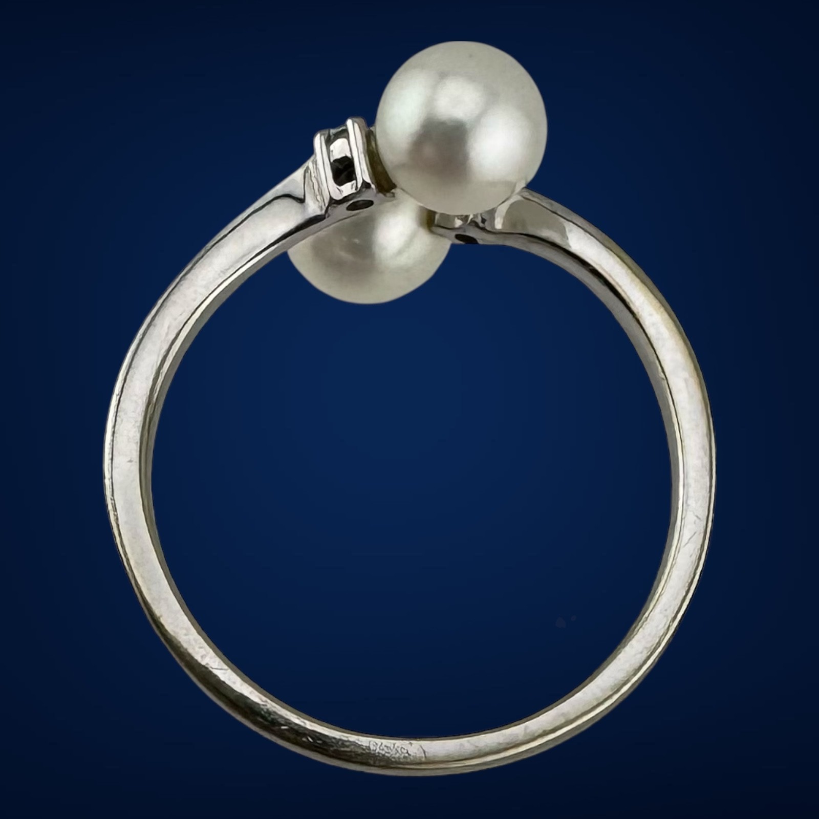 Estate 14K White Gold Pearl & Diamond Bypass Ring, Size 4.5