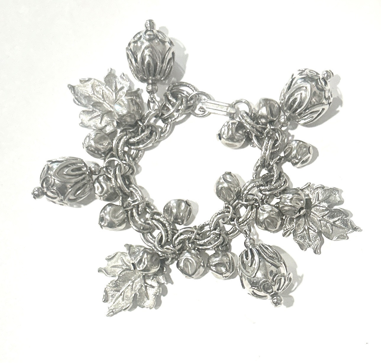 VTG Heavy SILVER Tone Metal LEAVES NUTS Baubles CHARM BRACELET
