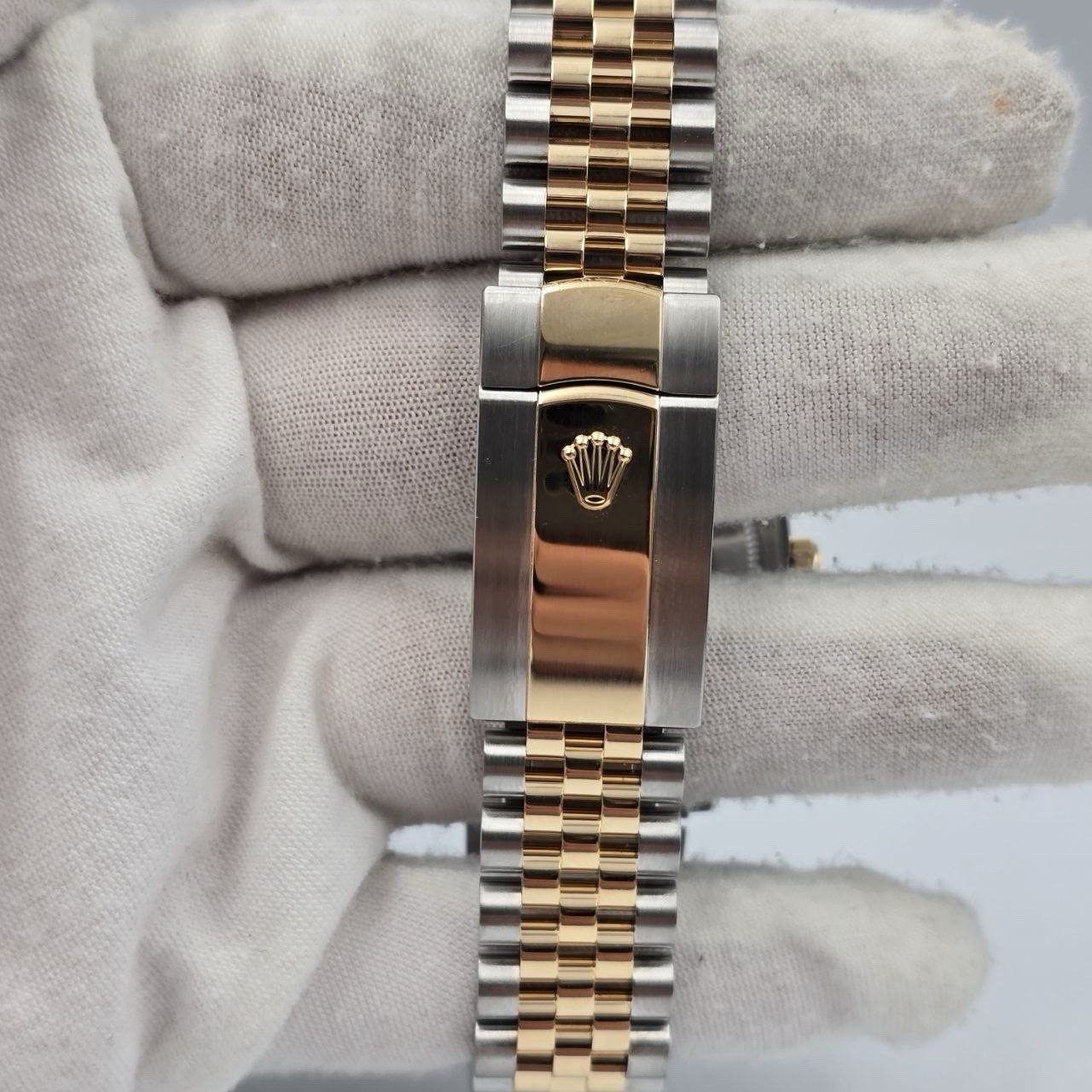 PAPERS 2025 Rolex Datejust 36mm Wimbledon Yellow Gold Fluted Jubilee 126233 BOX