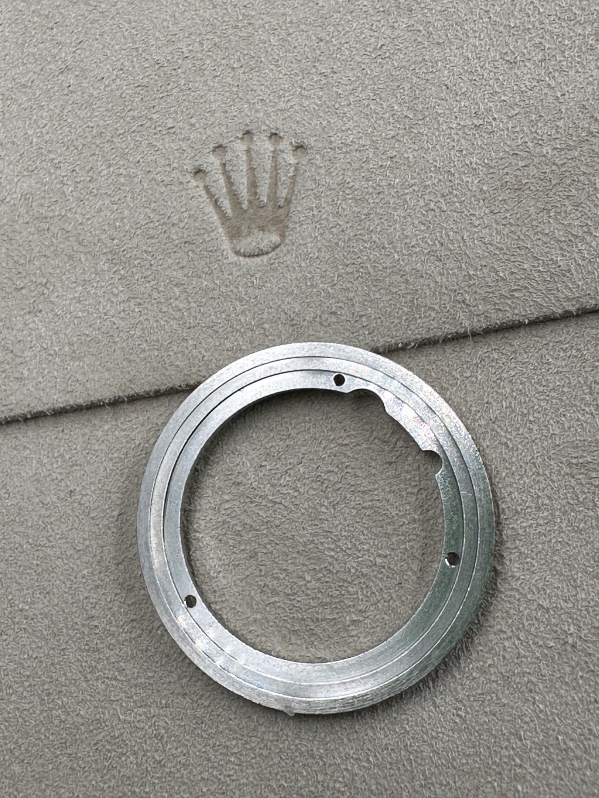 Genuine Rolex Day Date Cal 1555 and 1556 8015 Date Indicator Seating Watch Part