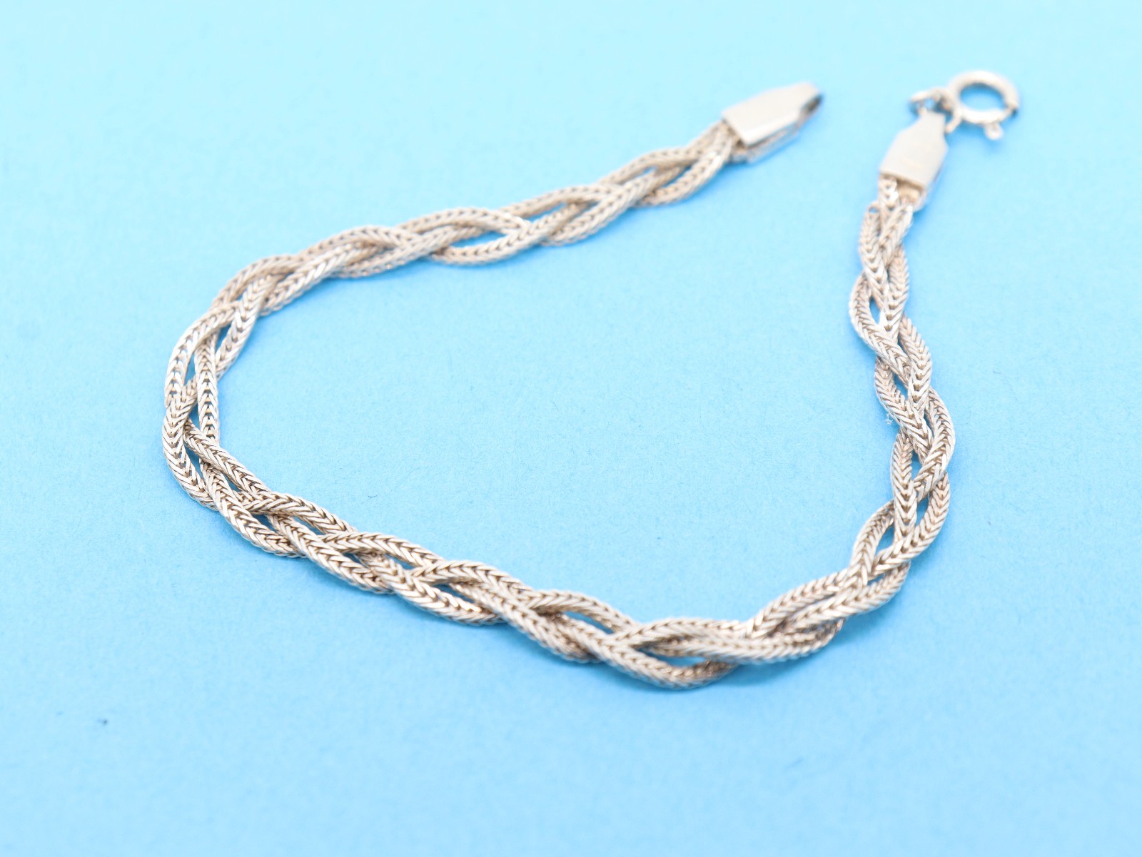 Sterling Silver FoxTail Triple Strand 4mm Braided 7″ Bracelet 4.27 grams