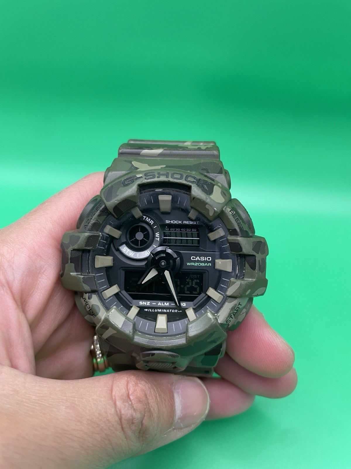 Casio G-SHOCK GA-700 Men’s Camo Analog-Digital Quartz 200m Shock Resist