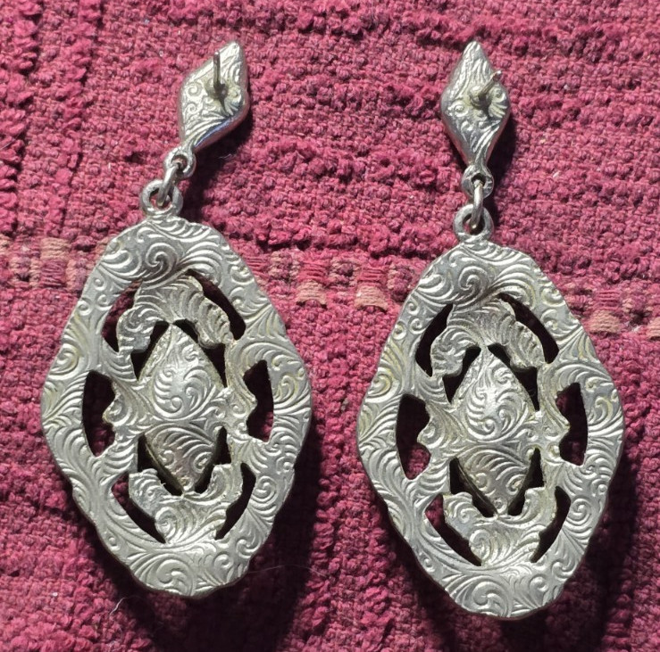 Vtg Art Deco Marcasite & Amethyst Tone Gorgeous Pierced Dangle 2.25″ Earrings