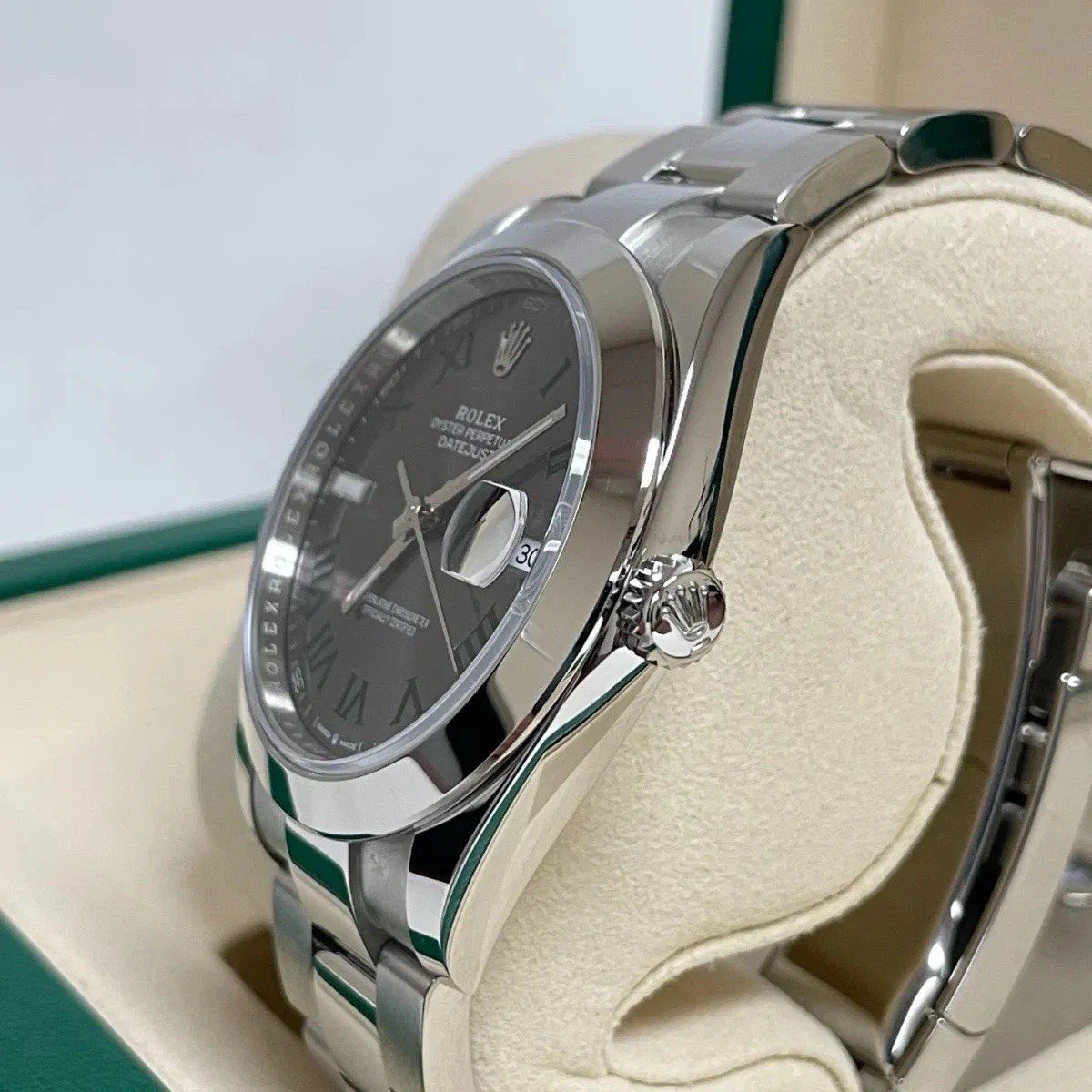 Rolex Datejust Automatic Date Gray/Green Roman Dial Smooth Bezel Box Papers