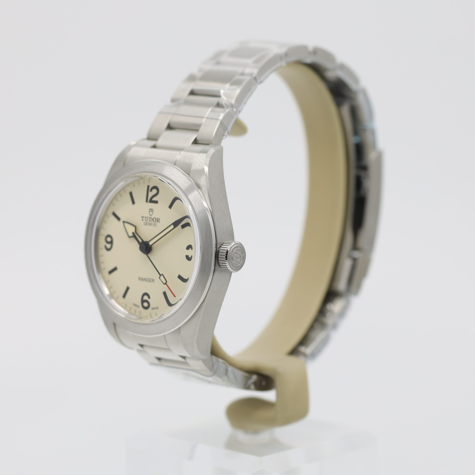 Tudor Ranger 39mm Beige Dial M79950-0008