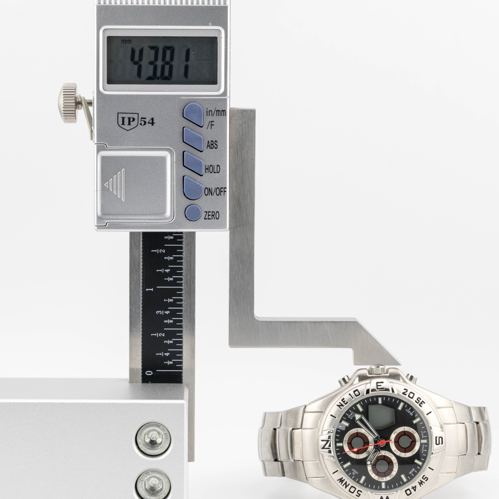 Compass Bezel Quartz Analog Digital Men’s Watch Sz. 6 3/4″ New Battery