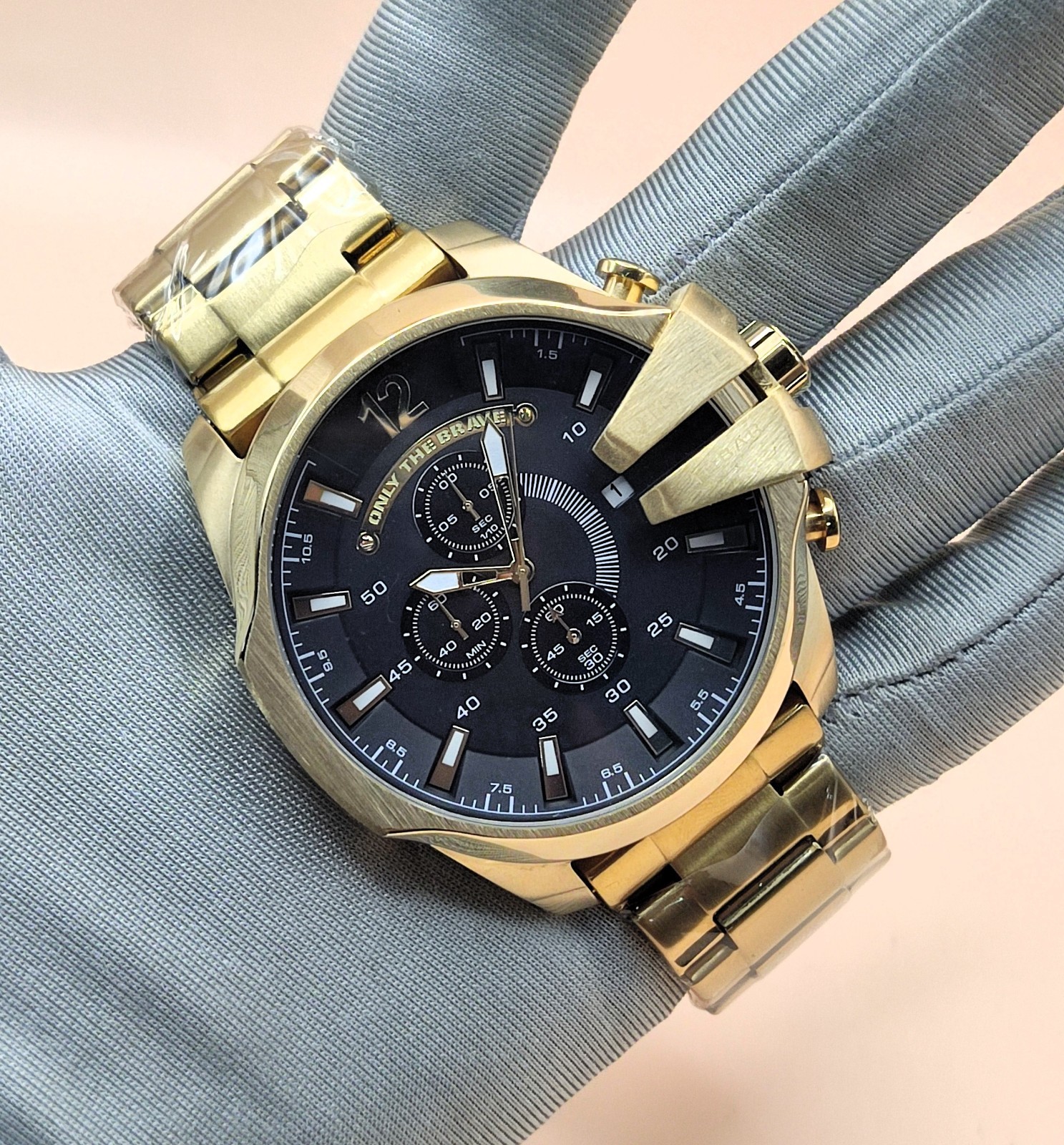 Luxury Diesel Only The Brave 10 Bar Black Dial Refurbished Men’s Wrist Watch
