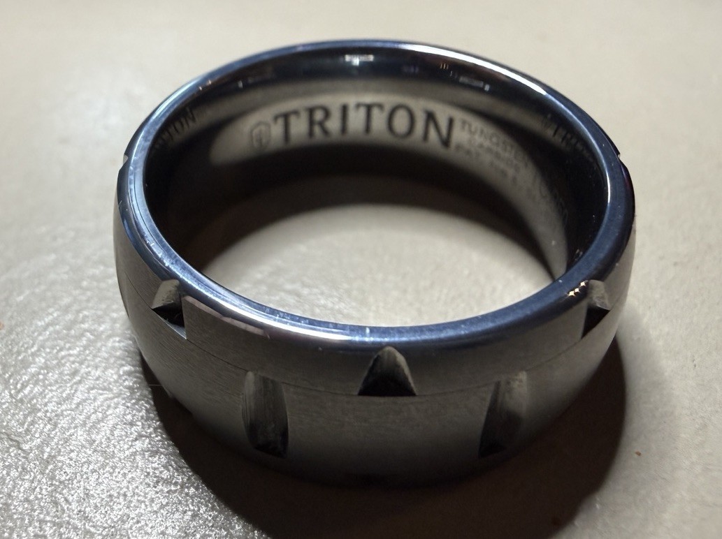 Triton Tungsten Carbide Men’s Ring Faceted 9