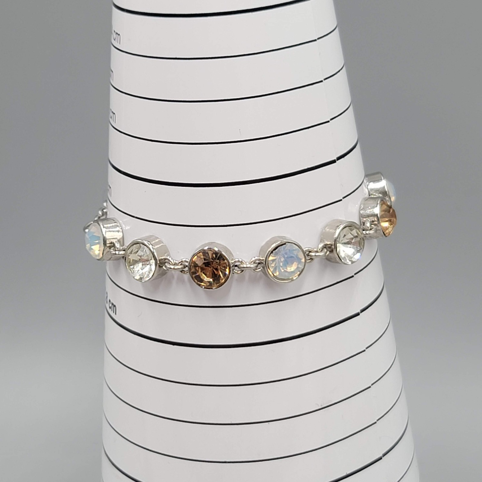 Round Rhinestone Bezel Set Bracelet Silver tone 6.5″ – 7.5″