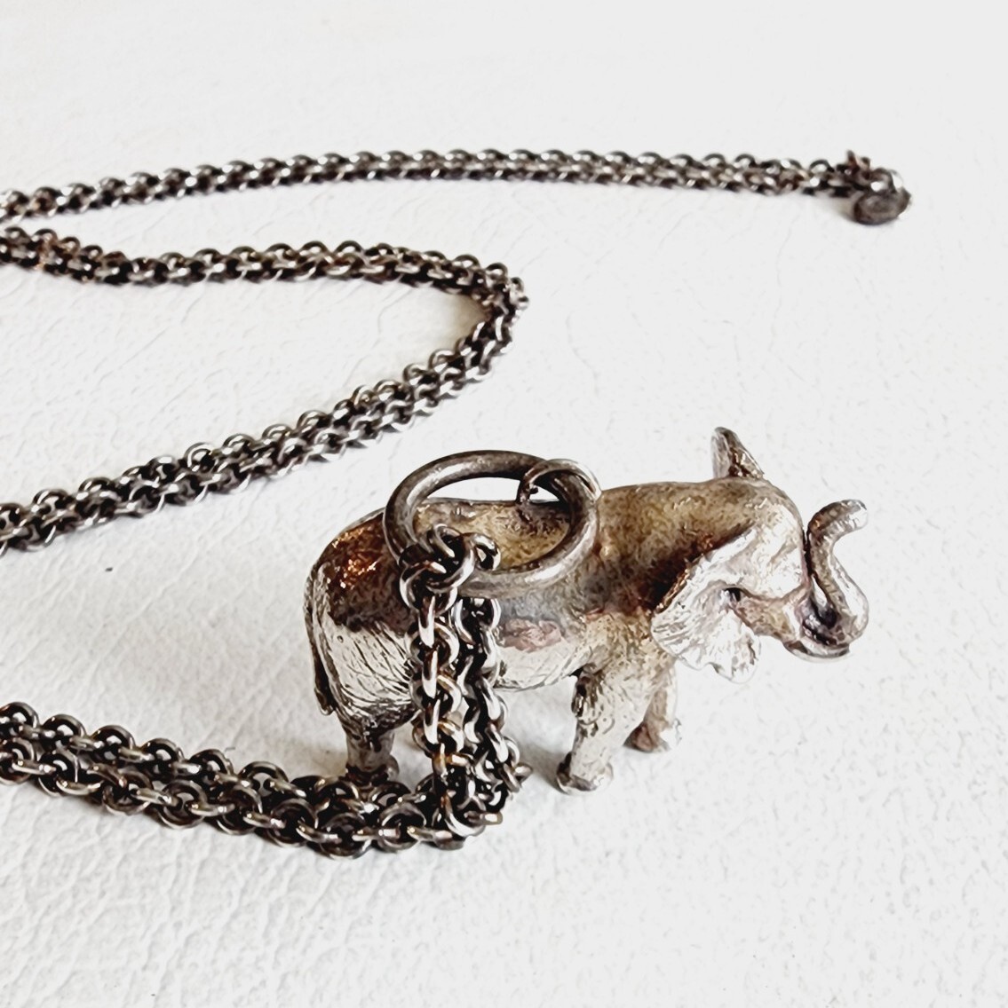 SUSAN CUMMINGS Vintage 90s Rare Sterling 3D Elephant Animal Pendant Necklace