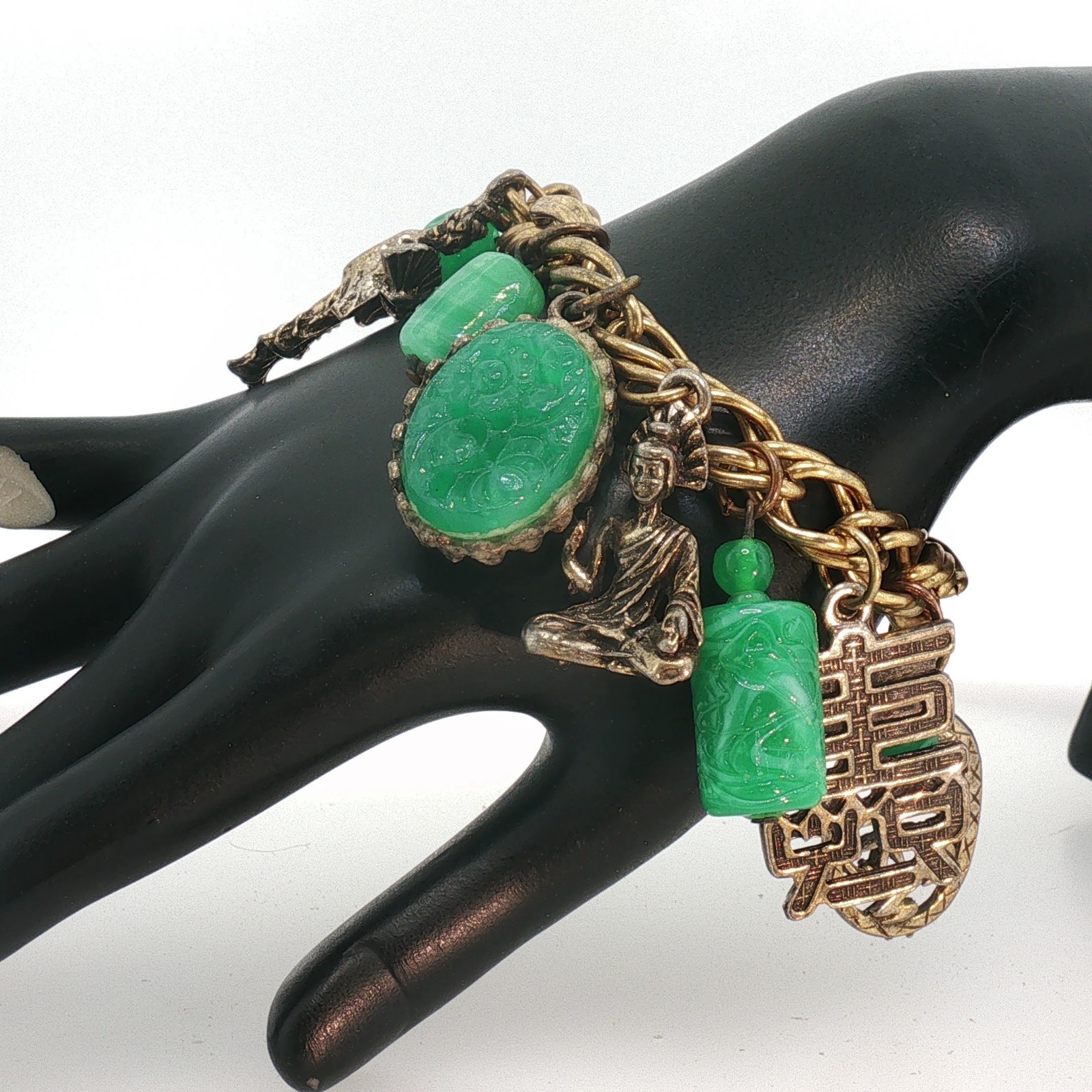 Vintage Gold Tone FOB Bracelet Green Carved Stone Jade‑Style Charms Asian Motif