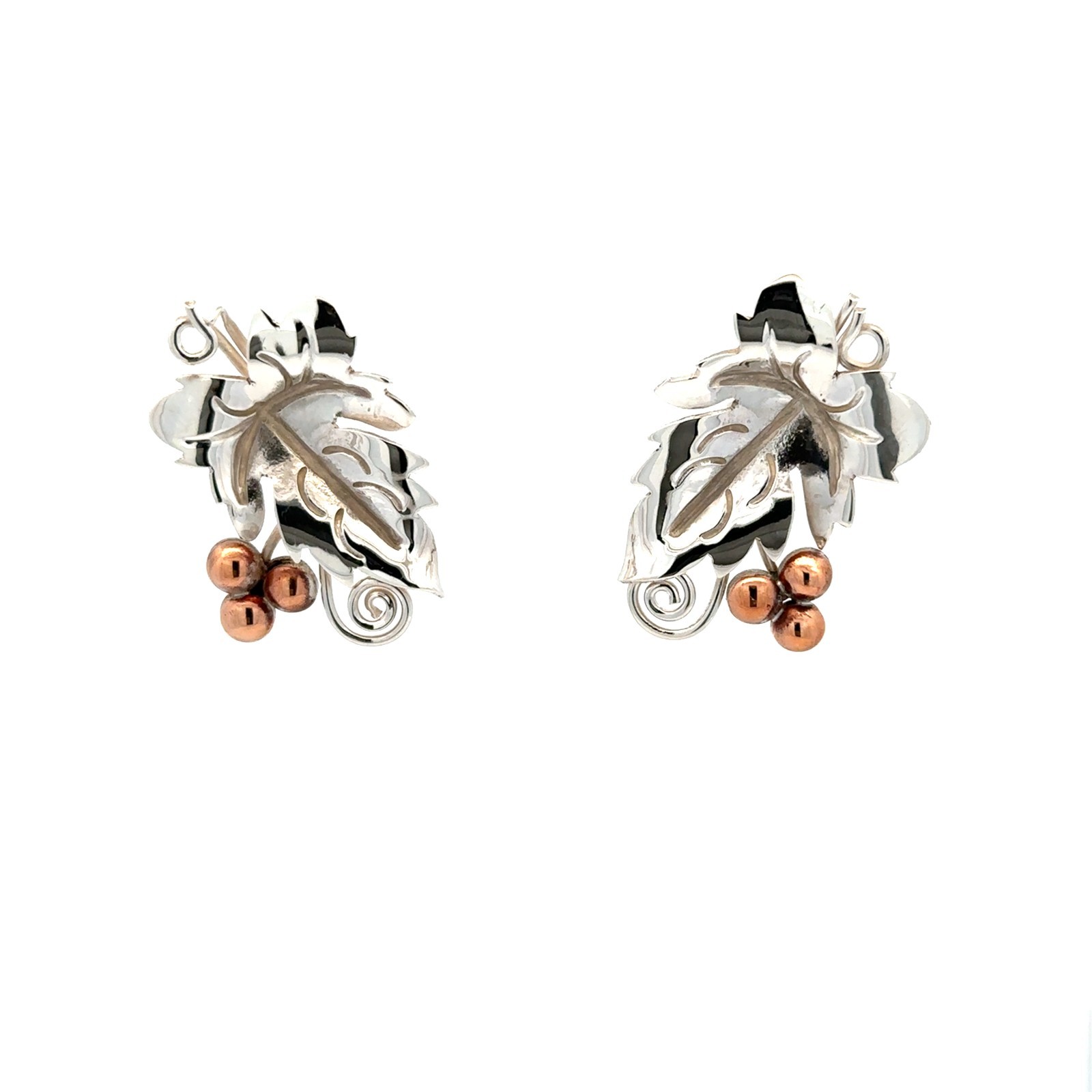 Vintage Sterling Silver Grape Leaf Earrings (3/4 x 1 1/4 Inch)
