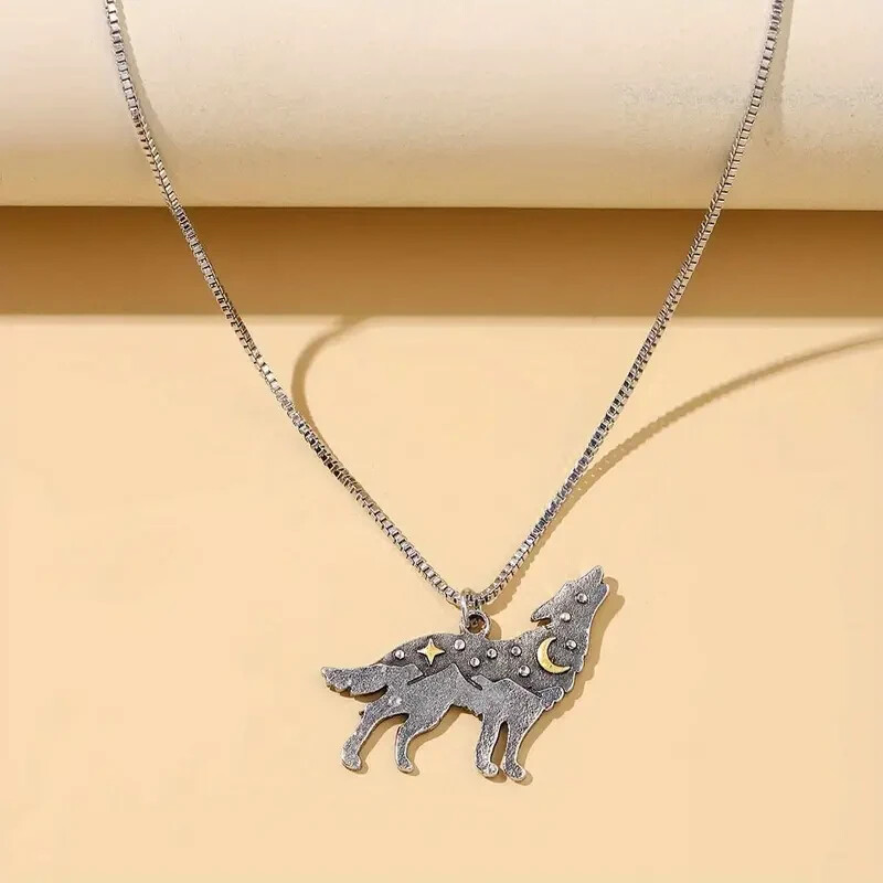 Vintage Wolf Howling Pendant Necklace – Silver Plated, Zinc Alloy, Nature