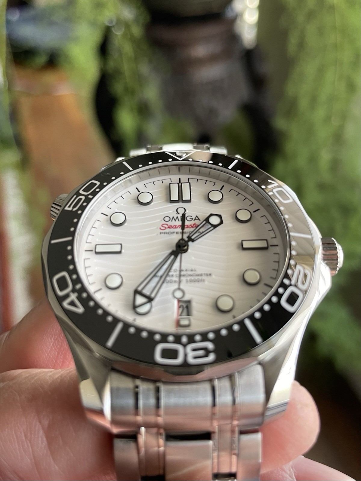 OMEGA Seamaster Professional Diver 300M Co-Axial White Dial 43.5mm Box