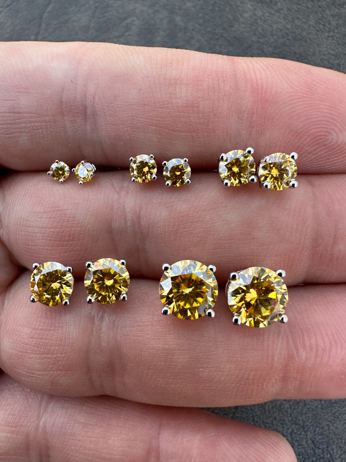 Real Canary Yellow Moissanite Screwback Stud Earrings 925 Silver 3-8mm Pass Test