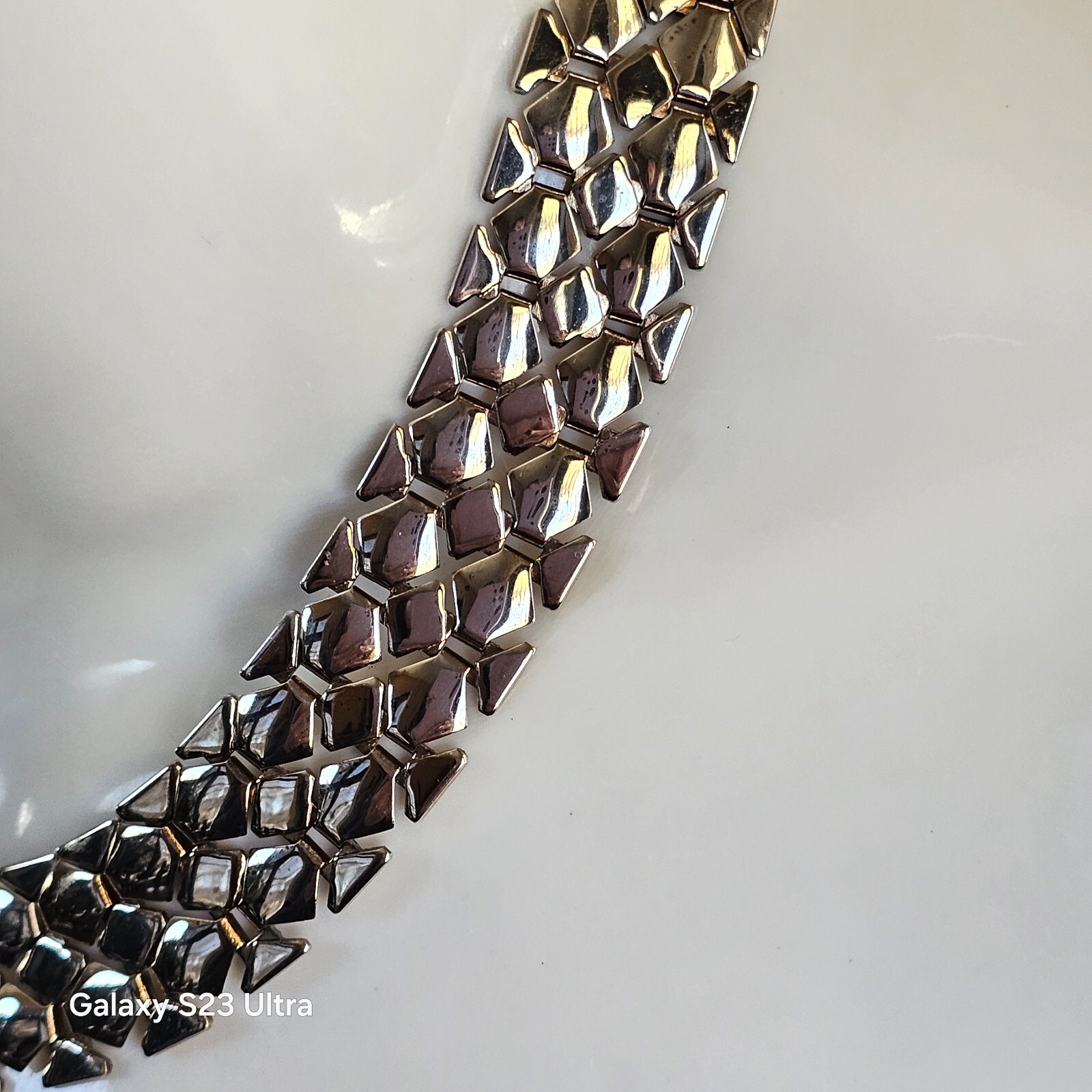 Vintage Honeycomb Flexible Necklace & Post Earrings Set Silver Plated 17″x3/4″