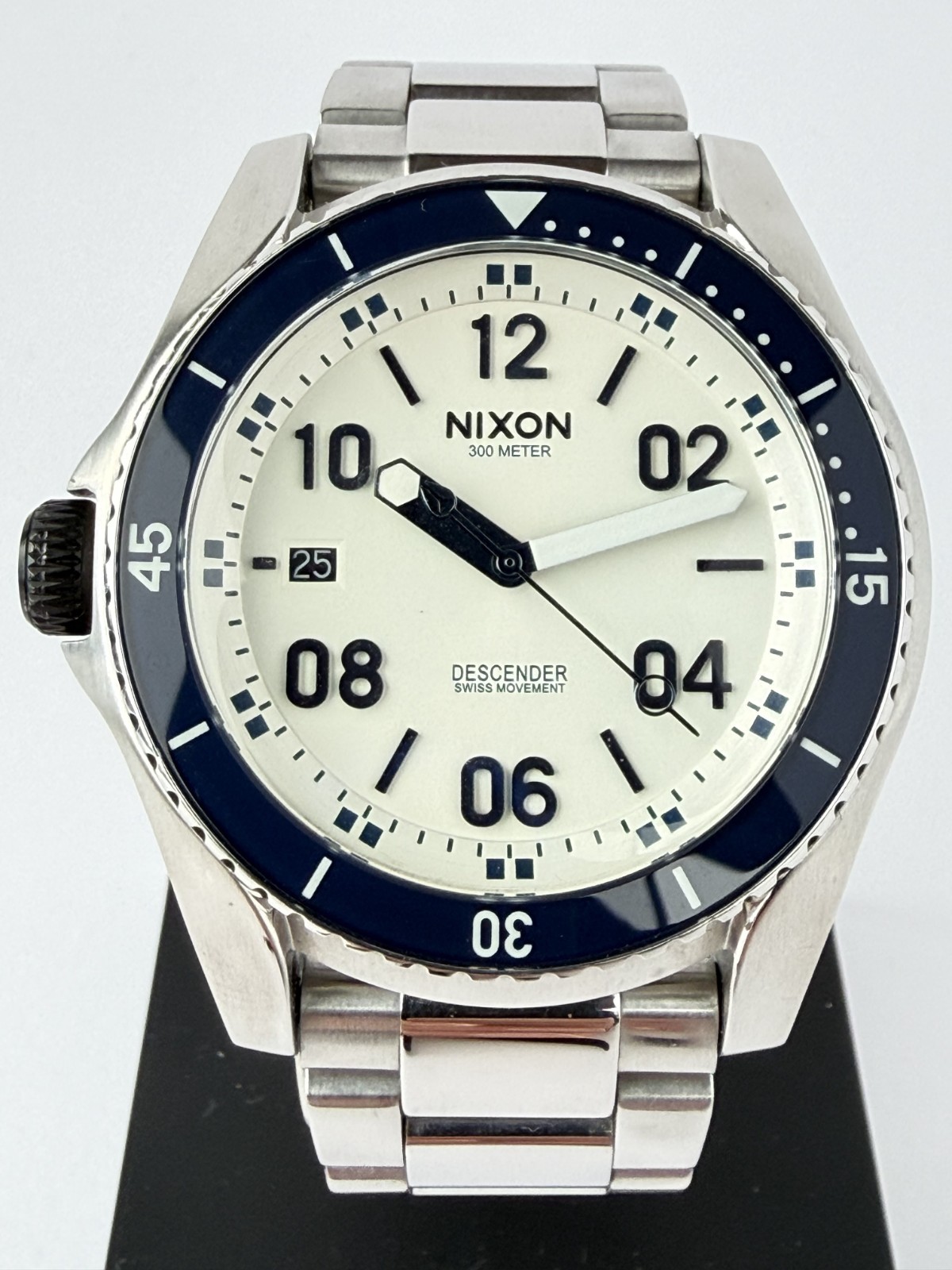 Nixon Descender White Sunray Men’s Dive Watch Swiss Movement 300m Very Rare