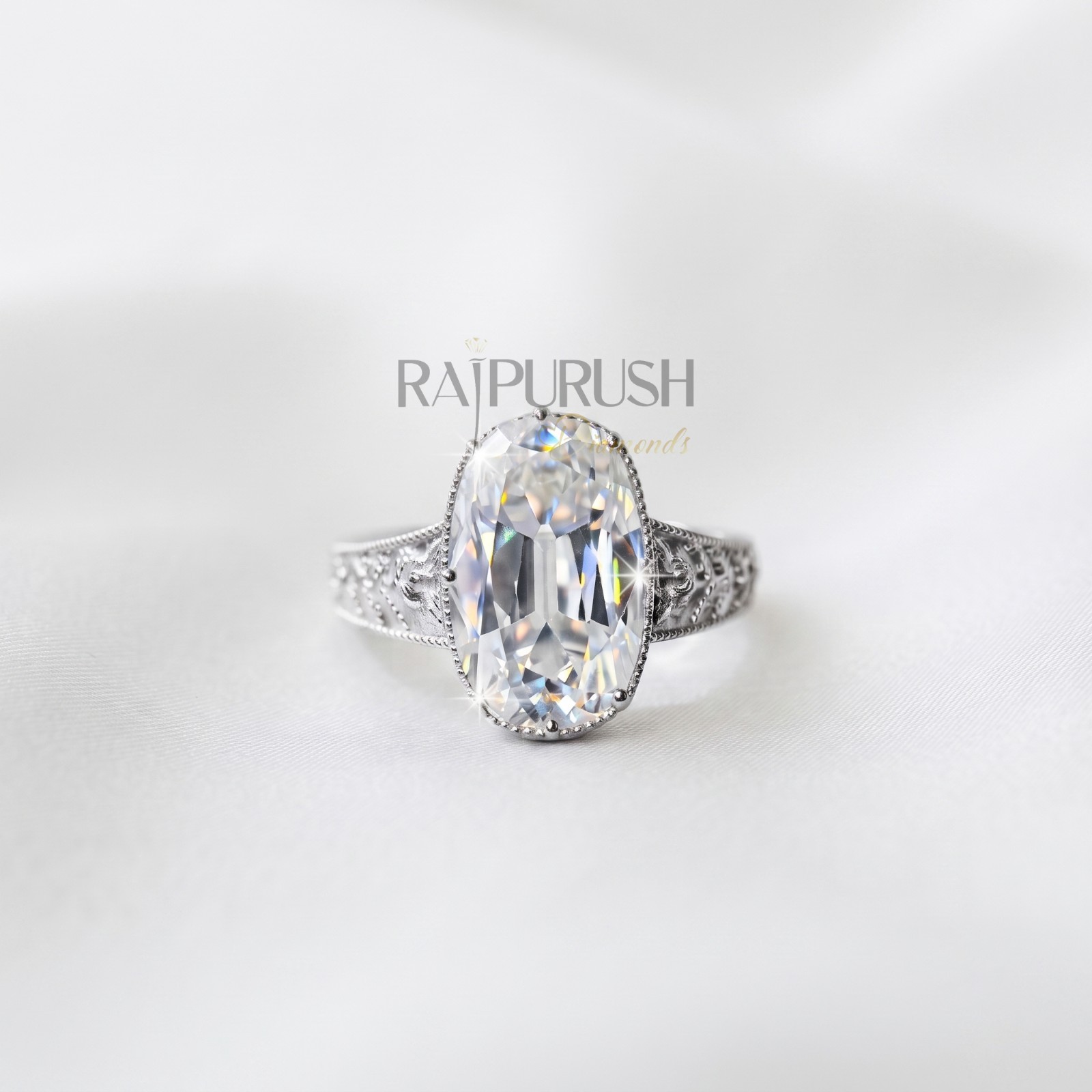 Vintage Art Deco Moissanite Solitaire Engagement Ring in 925 Silver Bridal Ring