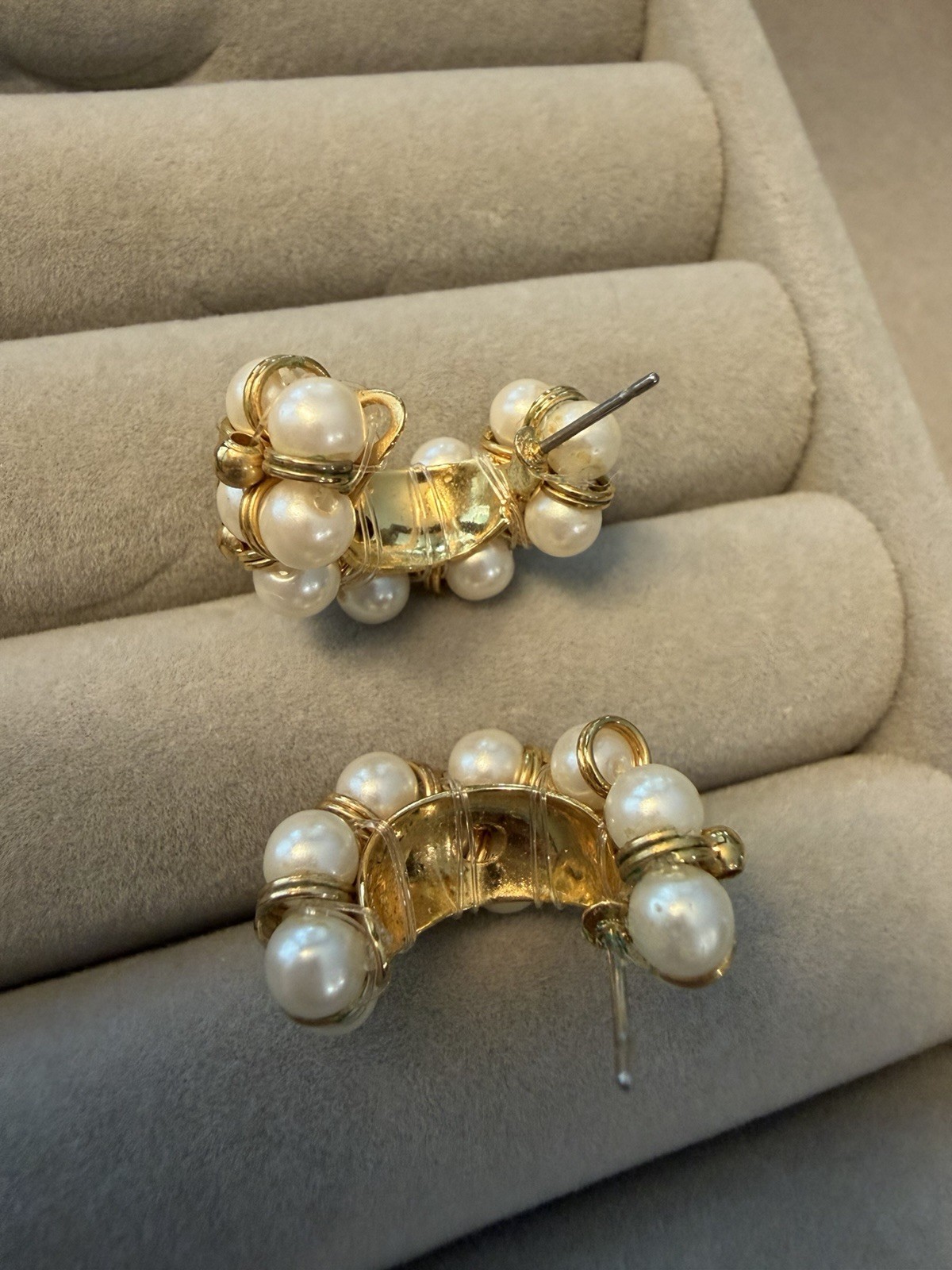 Avon 2001 Faux Pearl Gold Tone Hoop Earrings Wire Wrapped Vintage Signed