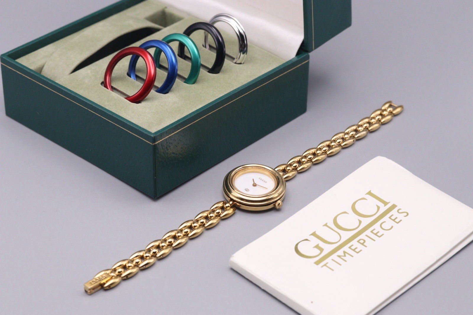 [Near MINT w/ Full Set] Vintage Gucci 11/12.2L White Dial 6 Bezels Watch 26mm