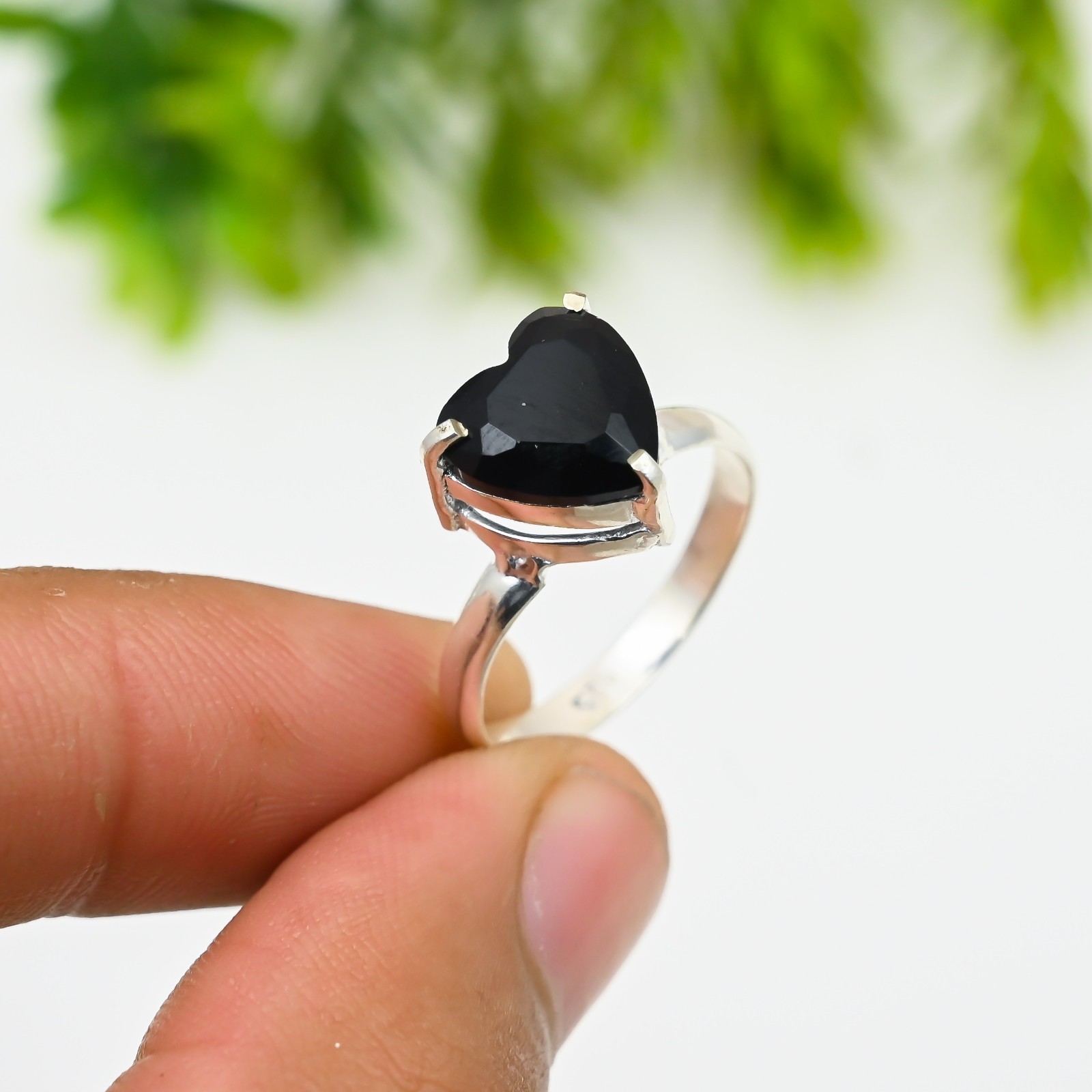 Black Onyx Gemstone Round 925 Sterling Silver Handmade Jewelry Ring Gift For