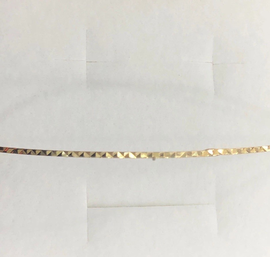 14KT YELLOW GOLD BANGLE BRACELET PYRAMID DESIGN 2.1g WIDTH 1mm WRIST SIZE 8”