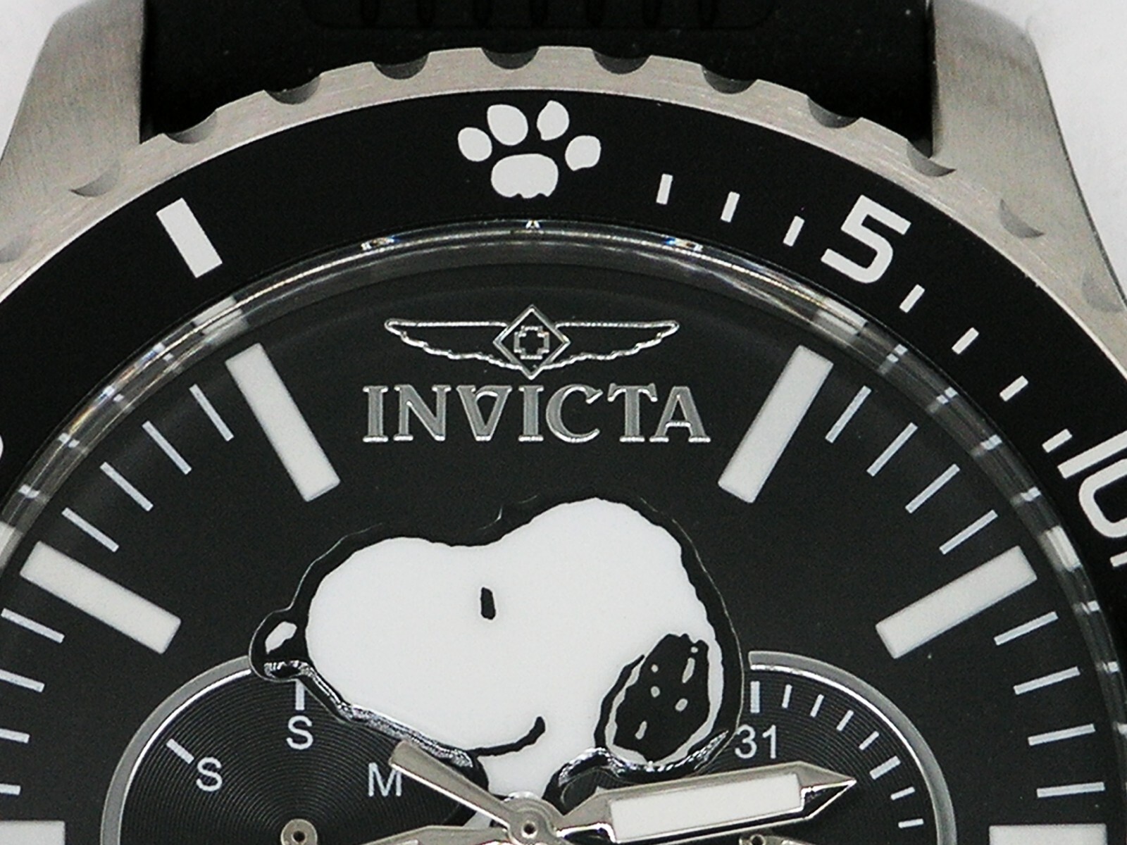 NEW WITH DEFECT INVICTA 38644 PEANUTS WATCH SNOOPY LIMITED BLACK DIAL 48MM