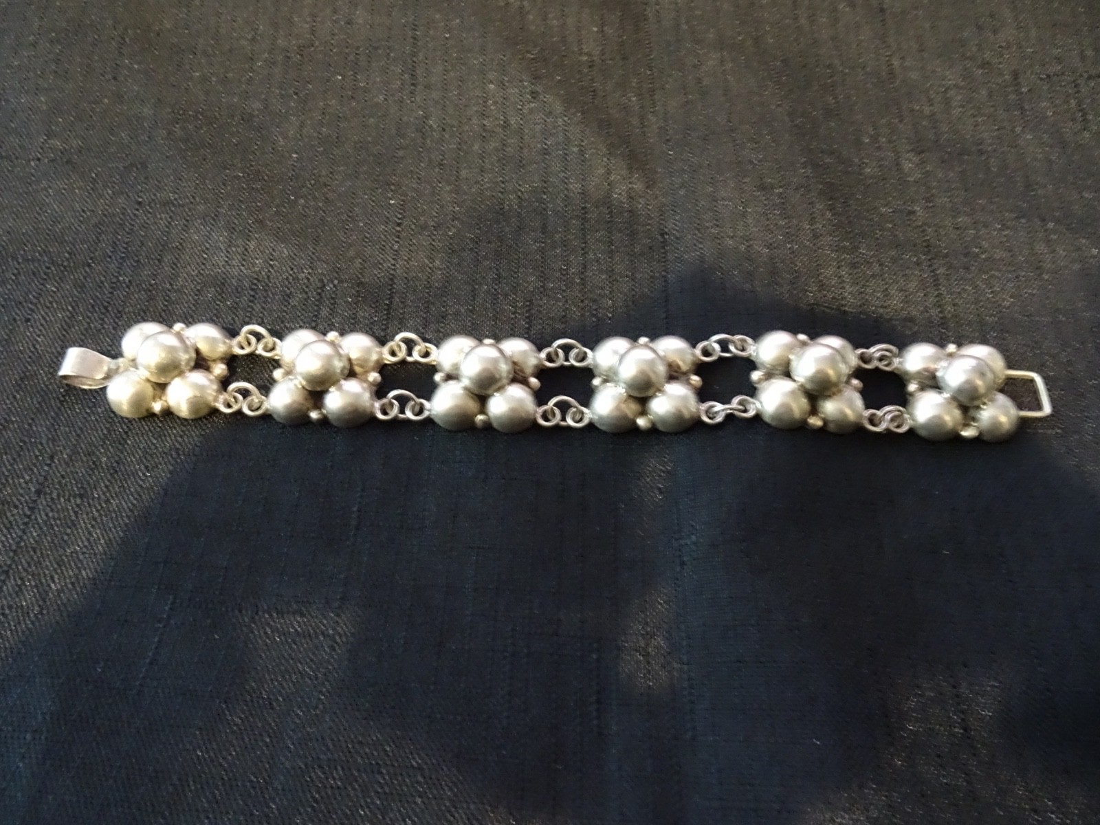 # 506-VINTAGE STERLING SILVER MEXICO SILVER BRACELET-VERY NICE