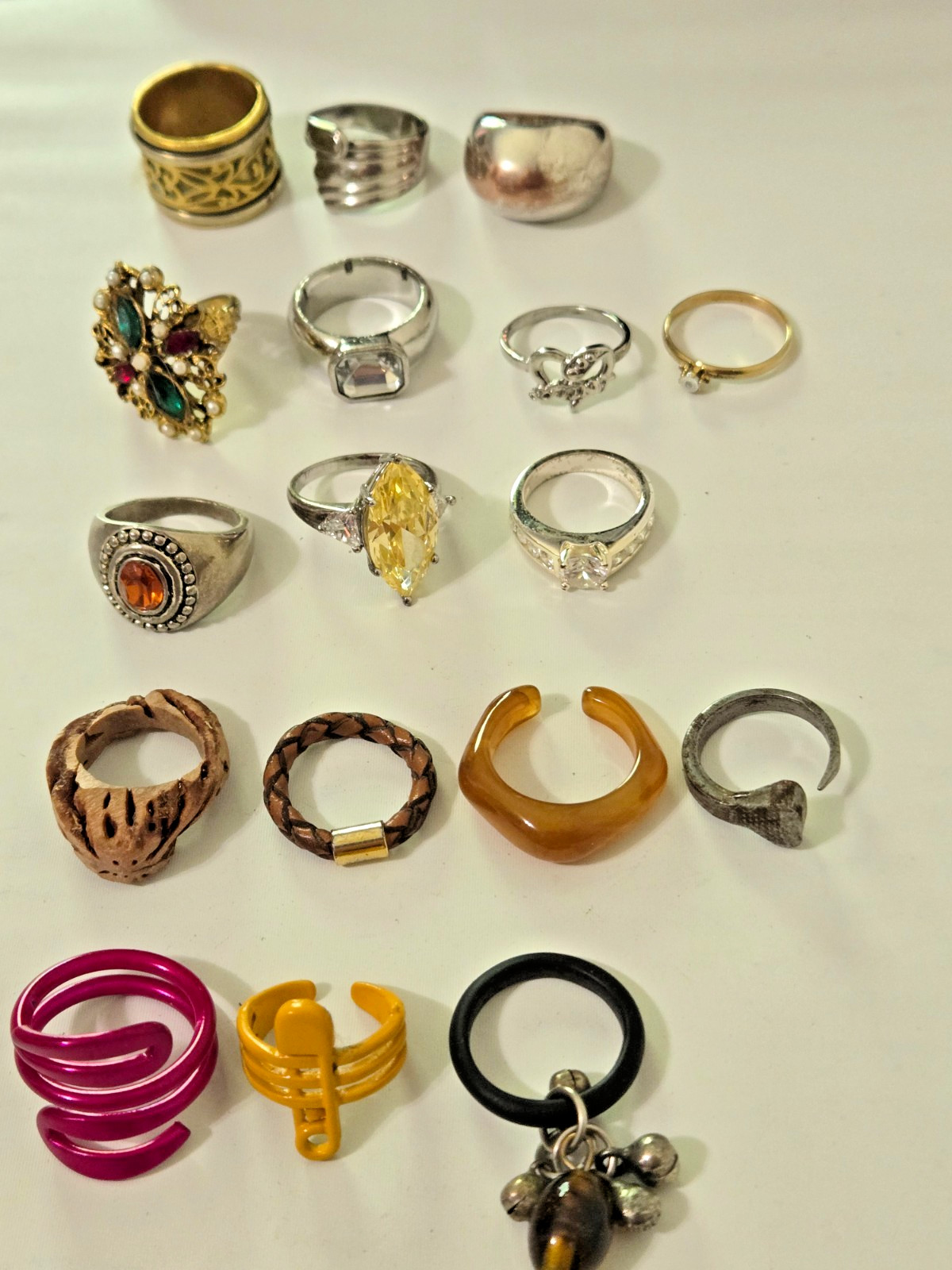 Fashion Ring Lot, 17 Rings. Stones, Metal, Wood, Plastic. Various Sizes, Colors.