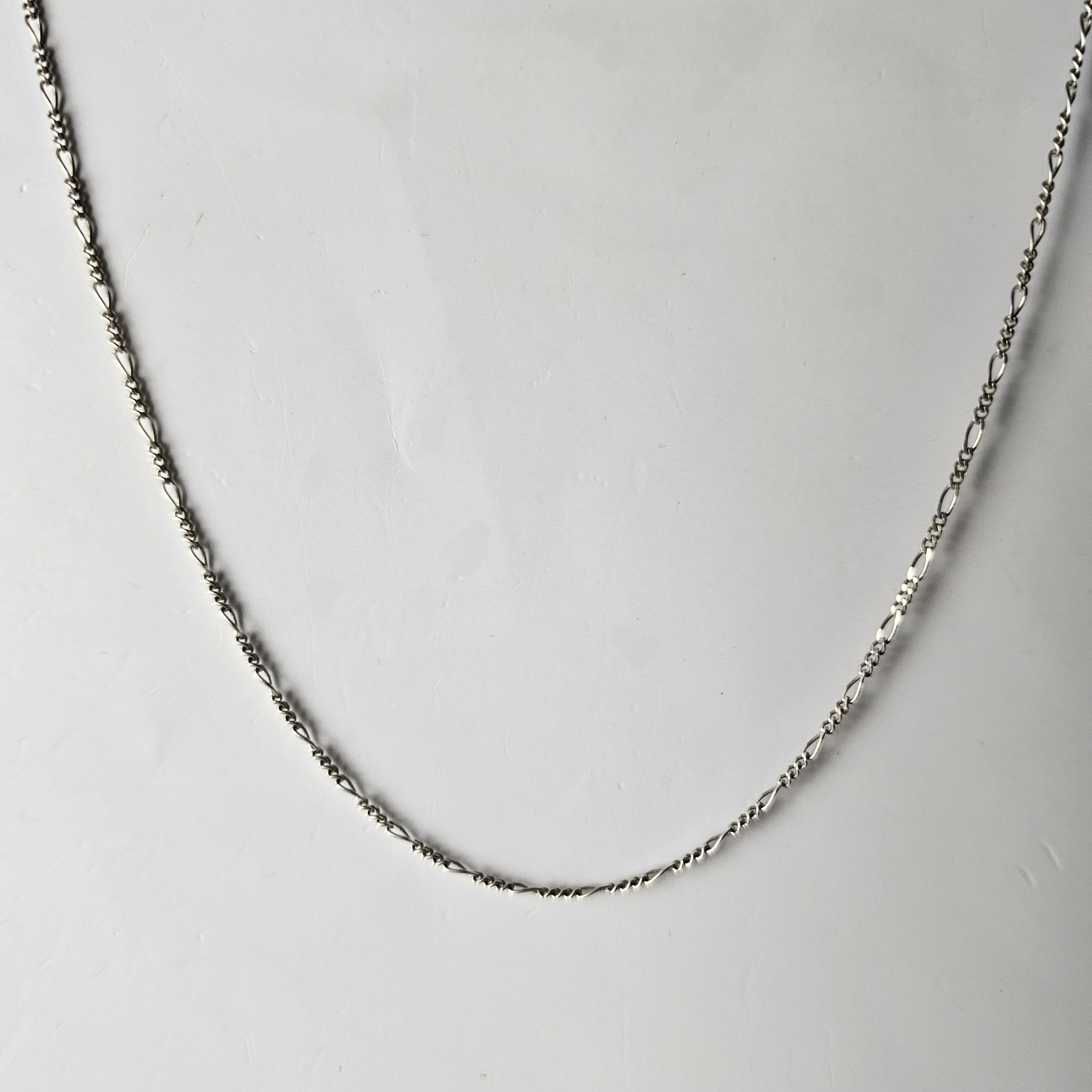 925 Sterling Silver Italy Figaro Chain Necklace 18″ – 3.0 g