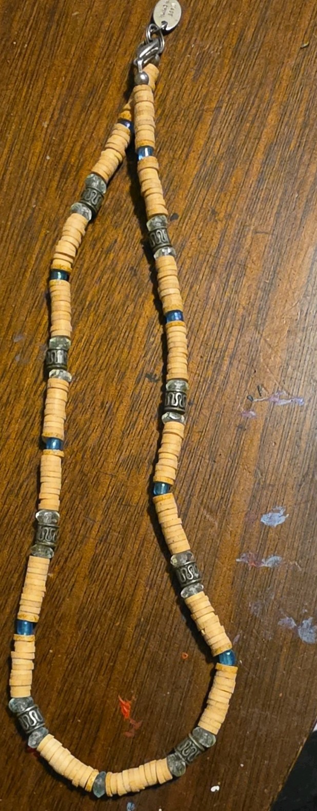 Lot of 3 Necklaces Gold Tone Curb Chain Lobster, White & Tan Beaded Strands