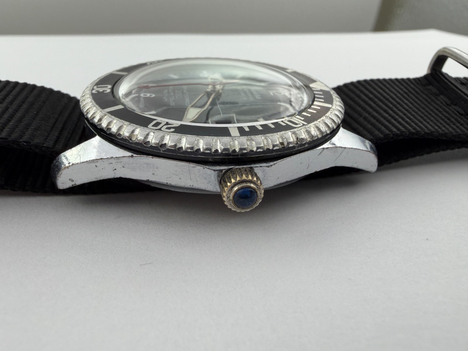 Vintage SICURA Submarine Diver 200 Super Waterproof Cal ETA 8021 Manual – 38 mm