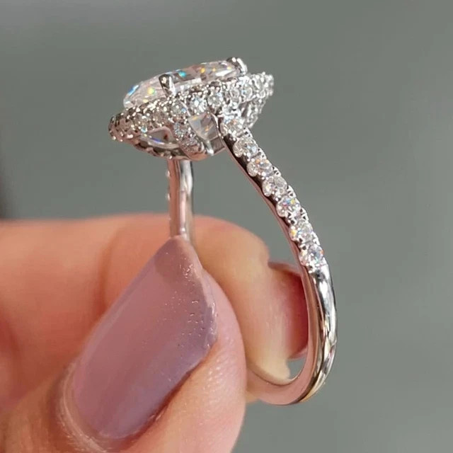 2.80Ctw Moissanite Oval Cut Women’s Halo Engagement Ring 14k White Gold Plated