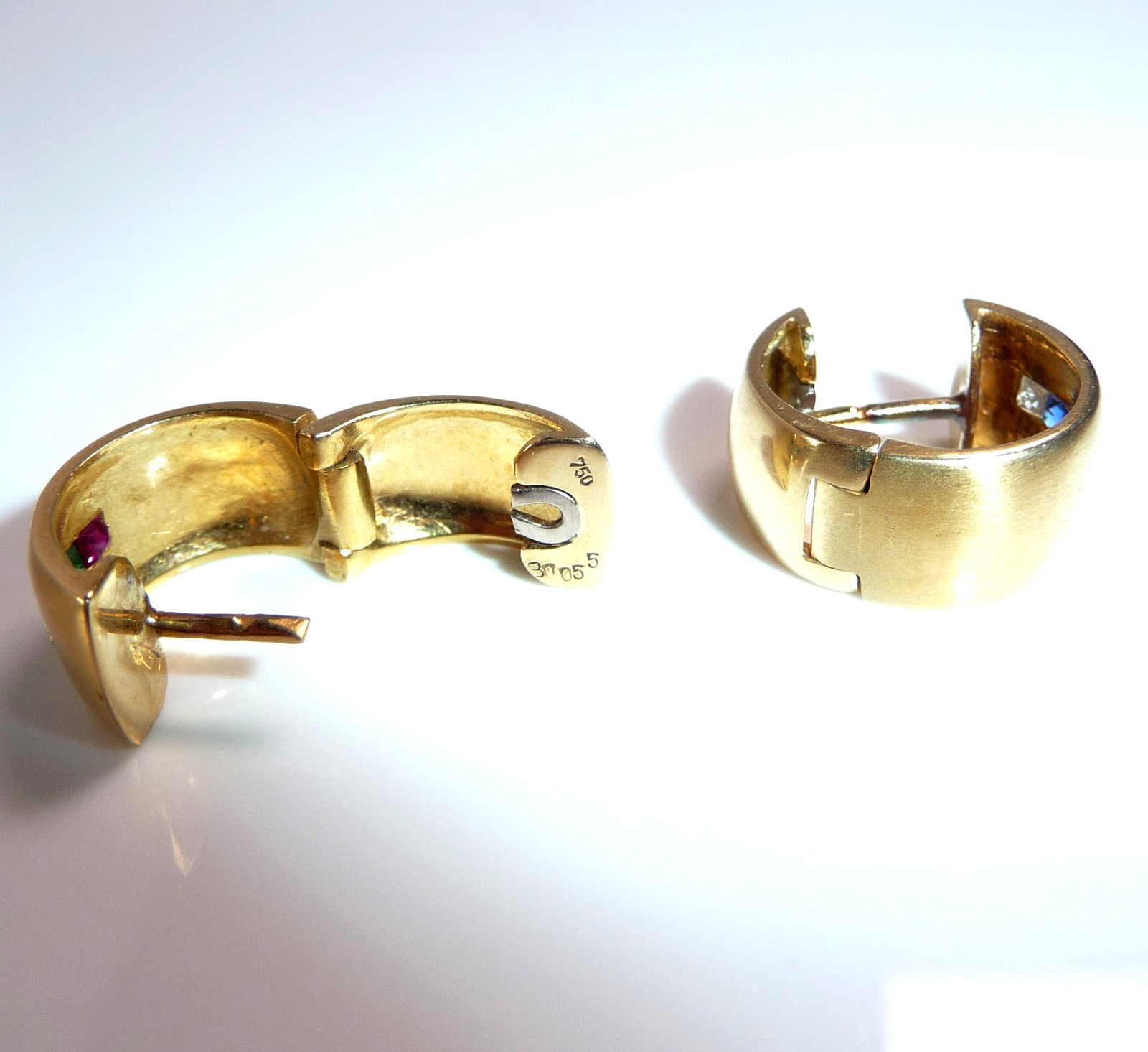 750 Yellow Gold Ruby Sapphire Emerald Diamond Hoop Earrings 9 Grams 15mm