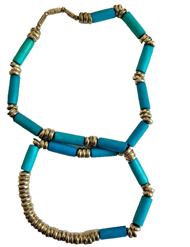 Turquoise colored and silvertoned necklace – authenticity not guaranteed, 16″