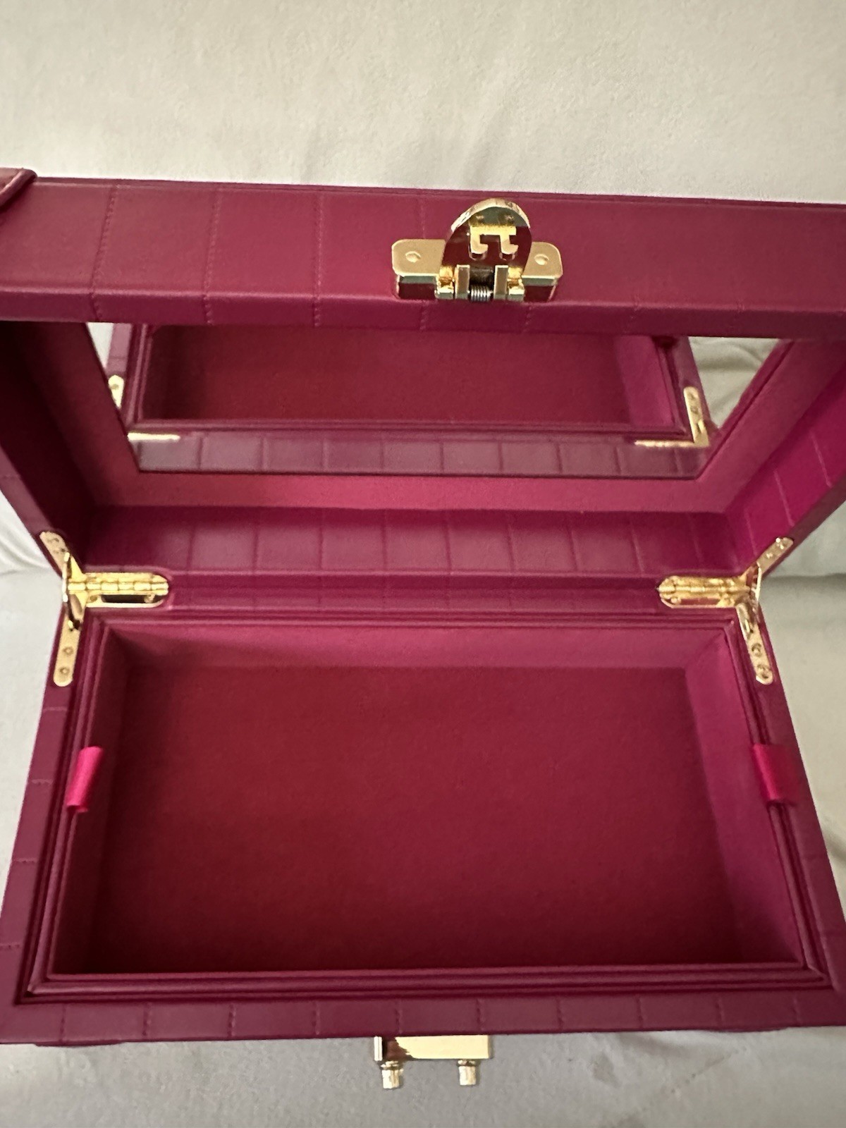 Victoria’s Secret Jewelry/All Purpose Box With Mirror