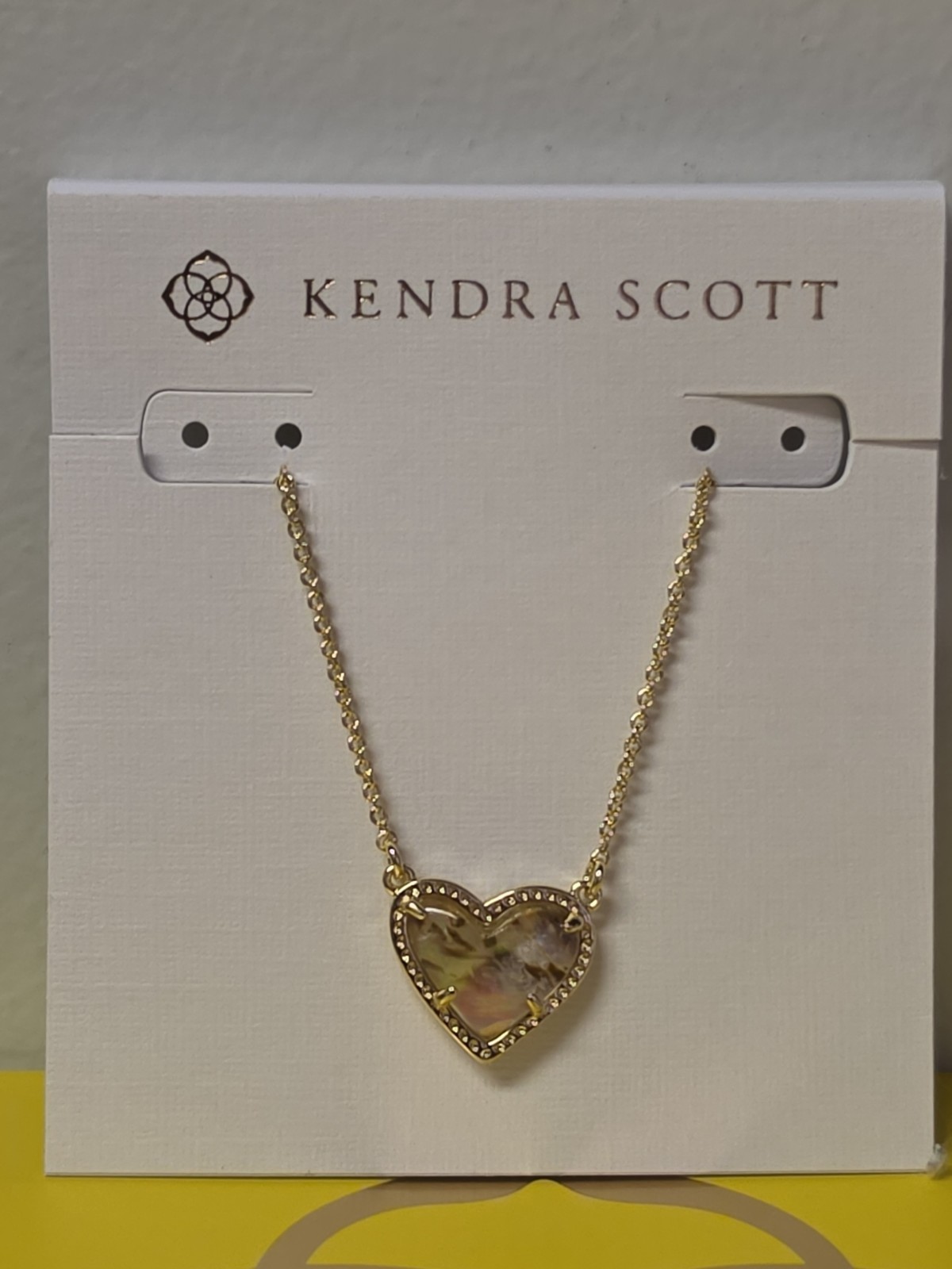 New Kendra Scott Ari Heart Gold Necklace in Abalone Shell