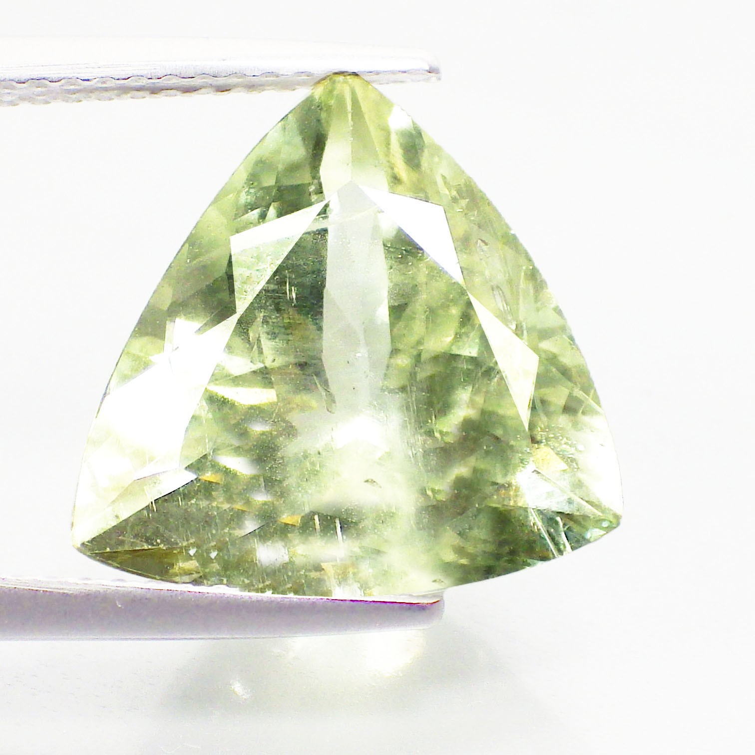 7.21 Cts FABULOUS TRILLION SHAPE (14 x 13 mm) NATURAL GREENISH YELLOW AQUAMARINE