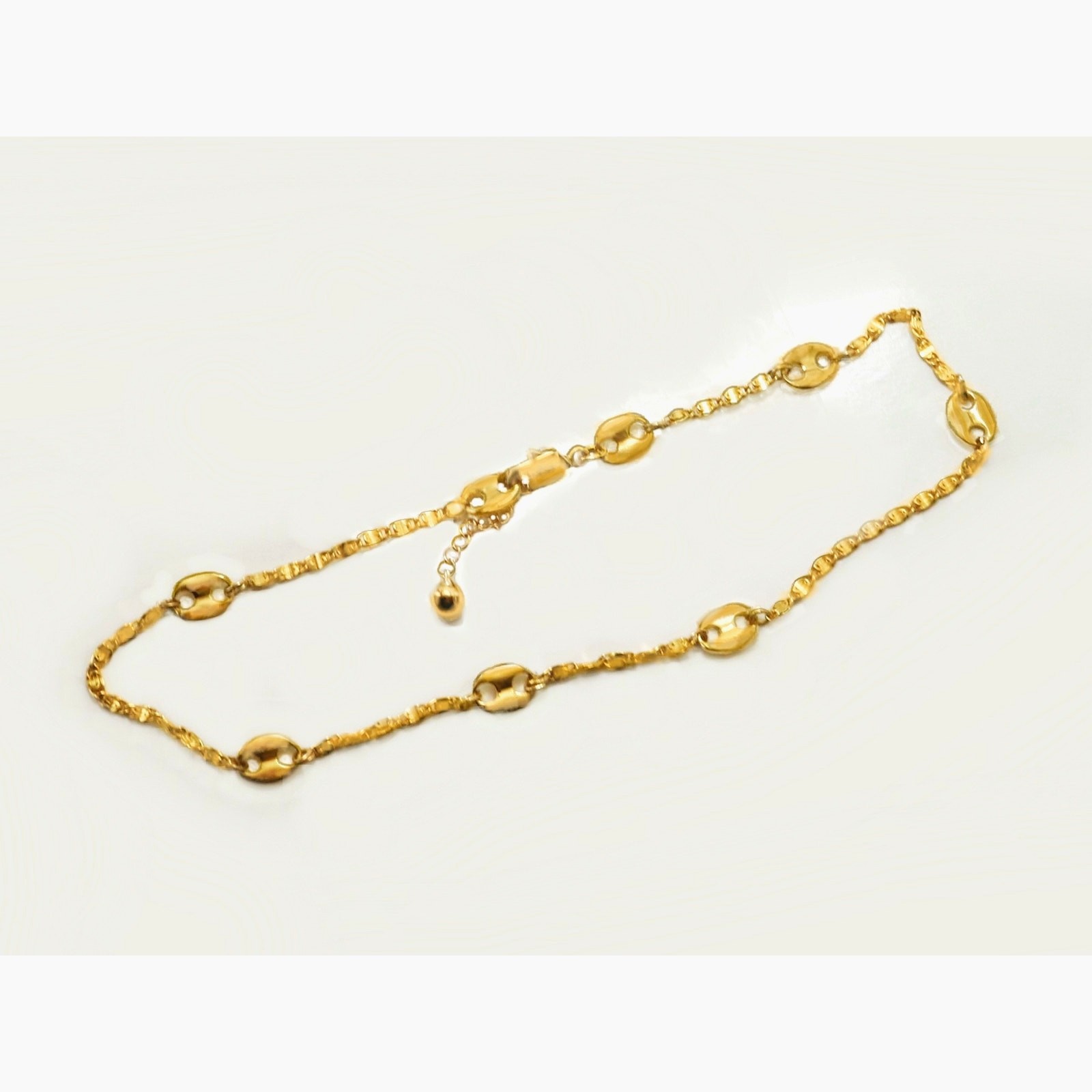 Fine Quality Craftsmanship 15 inch choker necklace Authentic 18K Gold Plated