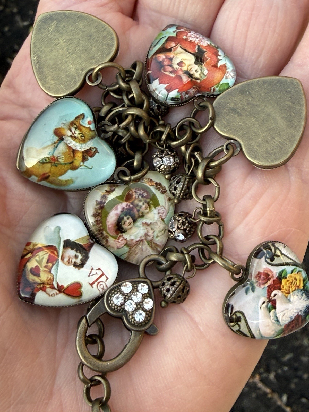 Victorian Style Valentines Charm Bracelet With Heart Motif & 8 Victorian Images
