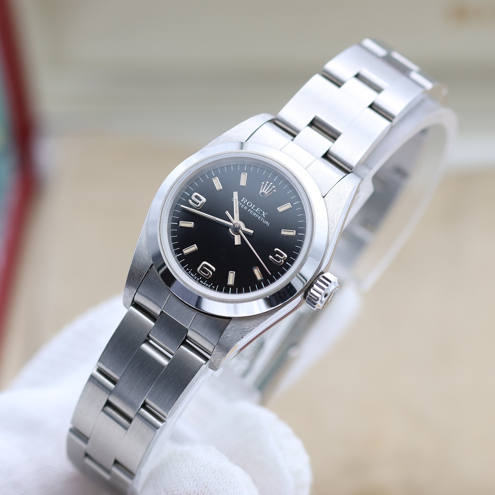 Rolex Oyster Perpetual ref. 67180 – Black 3-6-9 Dial – Oyster Bracelet